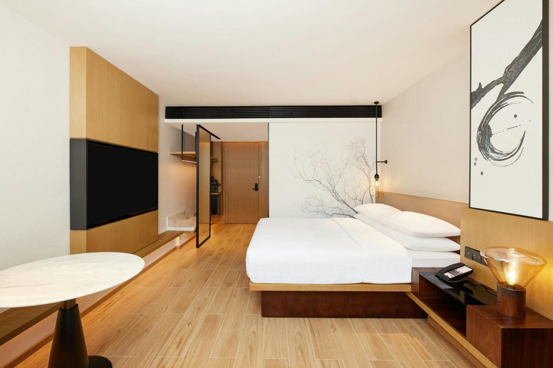 Business King, Guest room, 1 King, City view