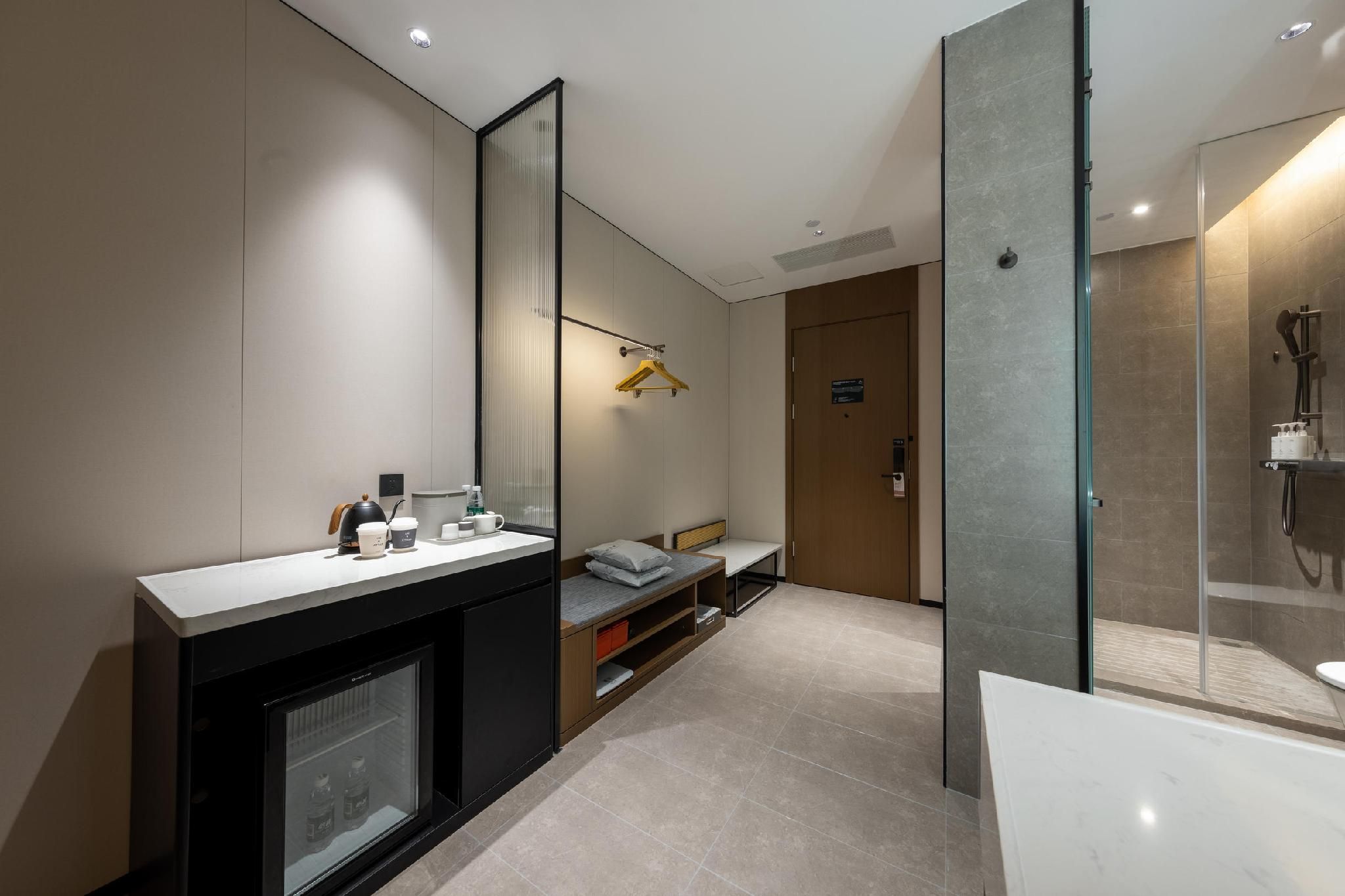 Executive room, Guest room, 1 Queen