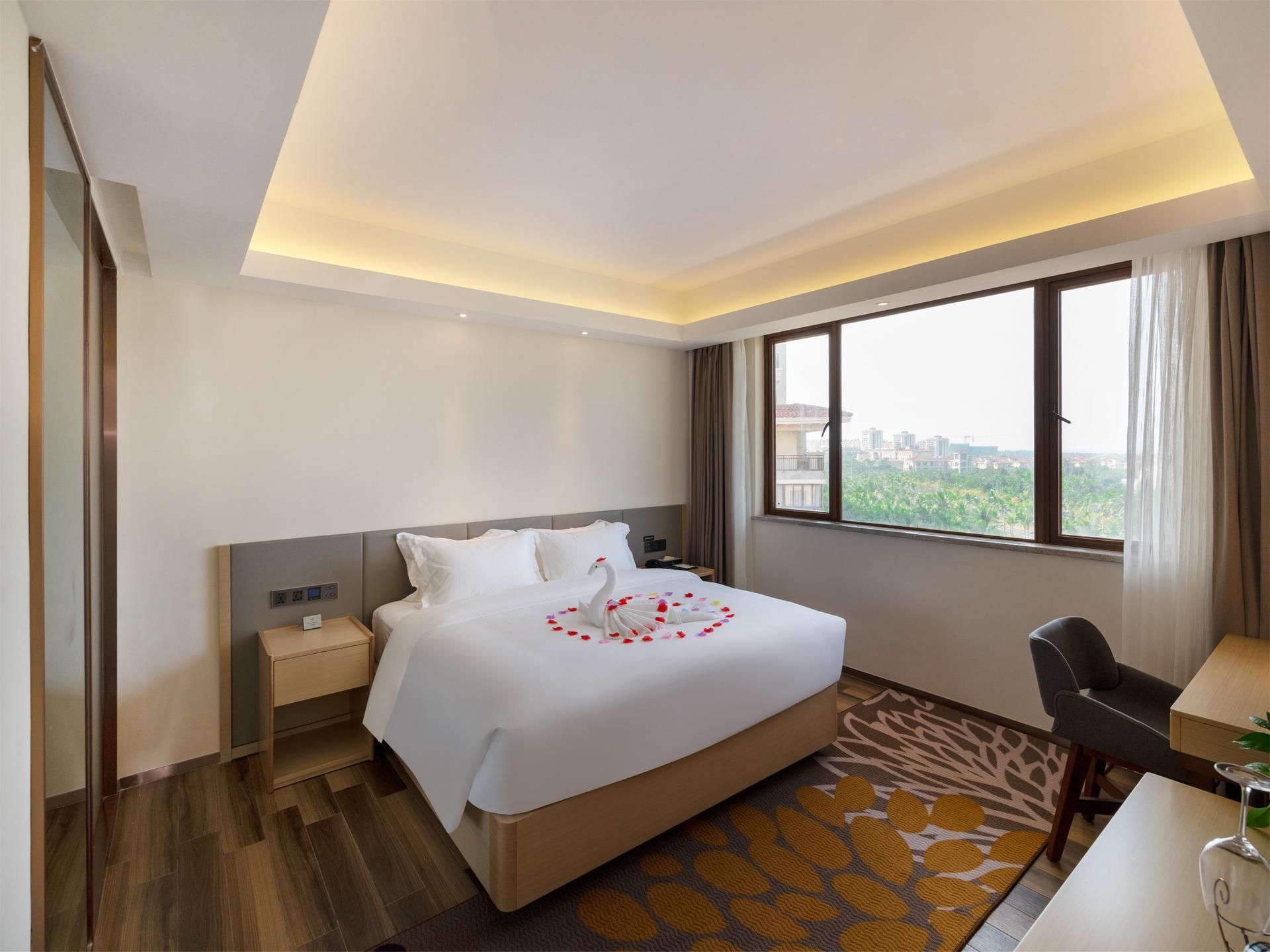 Deluxe Suite