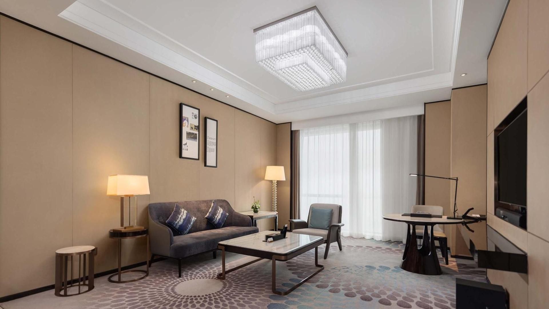 One-Bedroom Suite