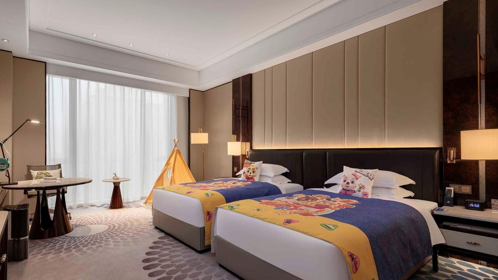 Standard Double Room with Two Double Beds and Lounge Access - Kids Theme