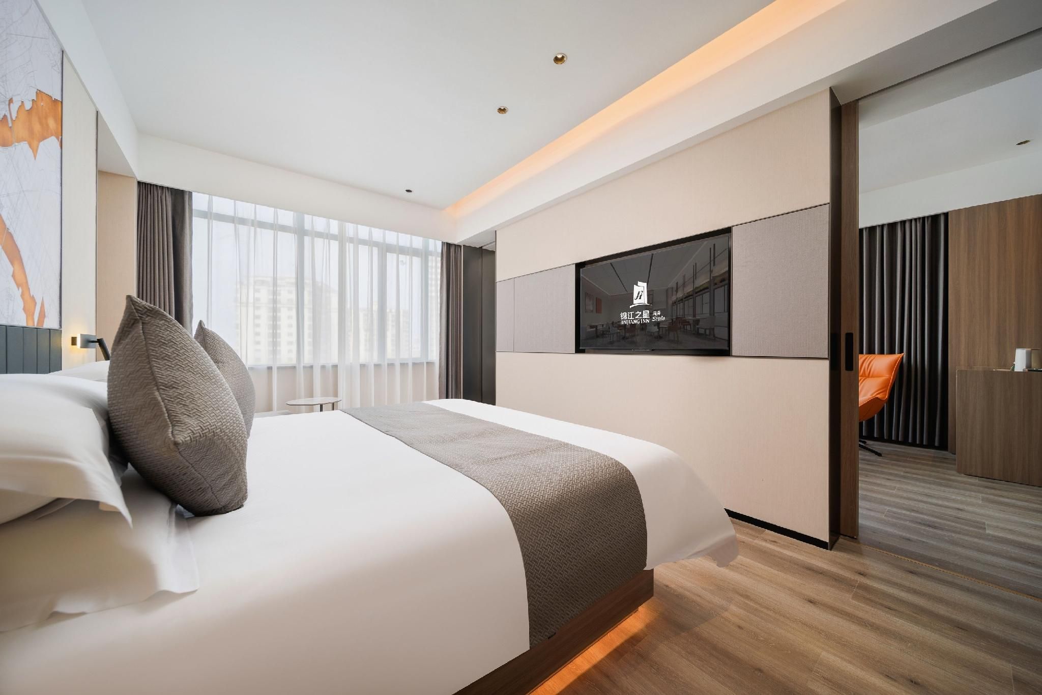 WH - Superior 1 Bed Suite, Sea View