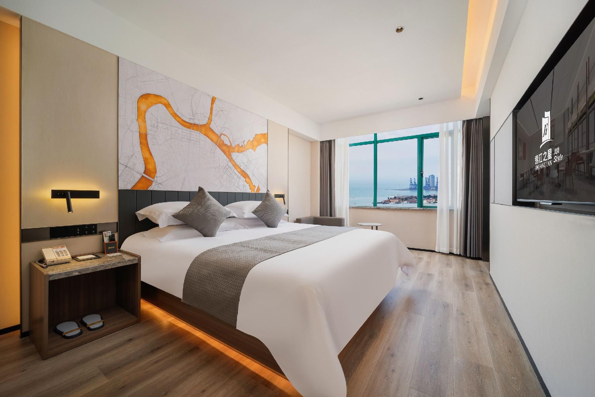WH - Superior 1 Bed Suite, Sea View