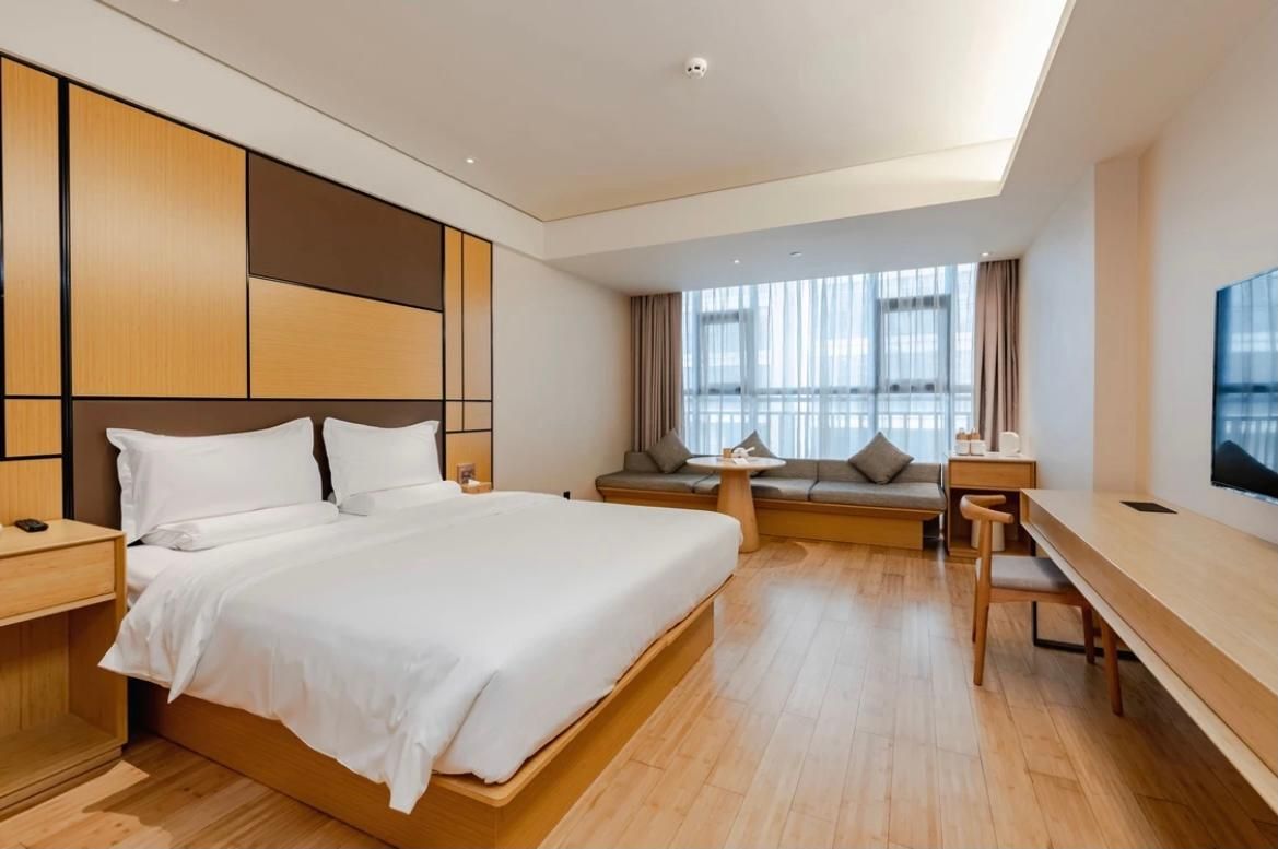 Huazhu - Superior BedRoom