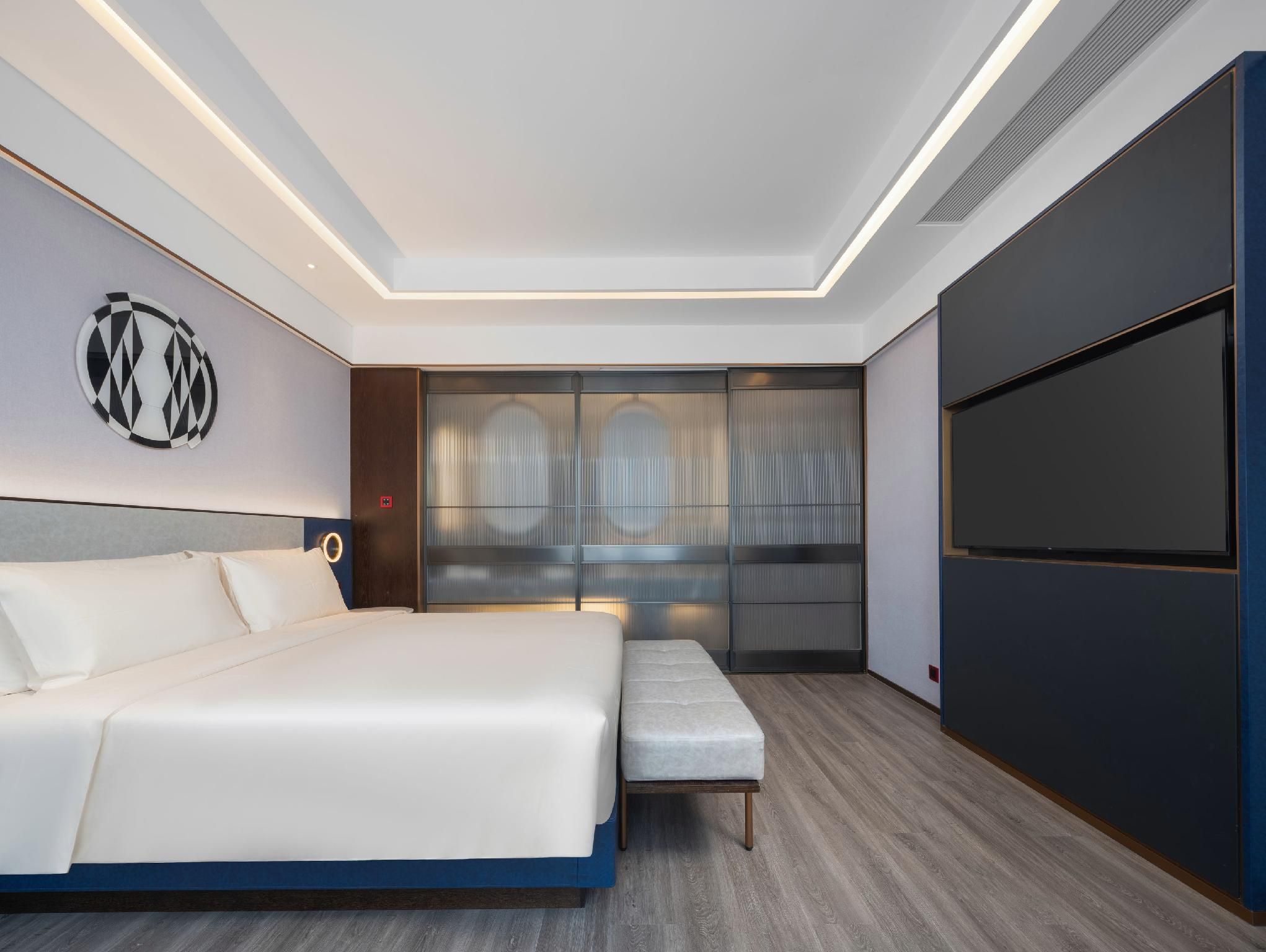 Jimu Suite with Bath
