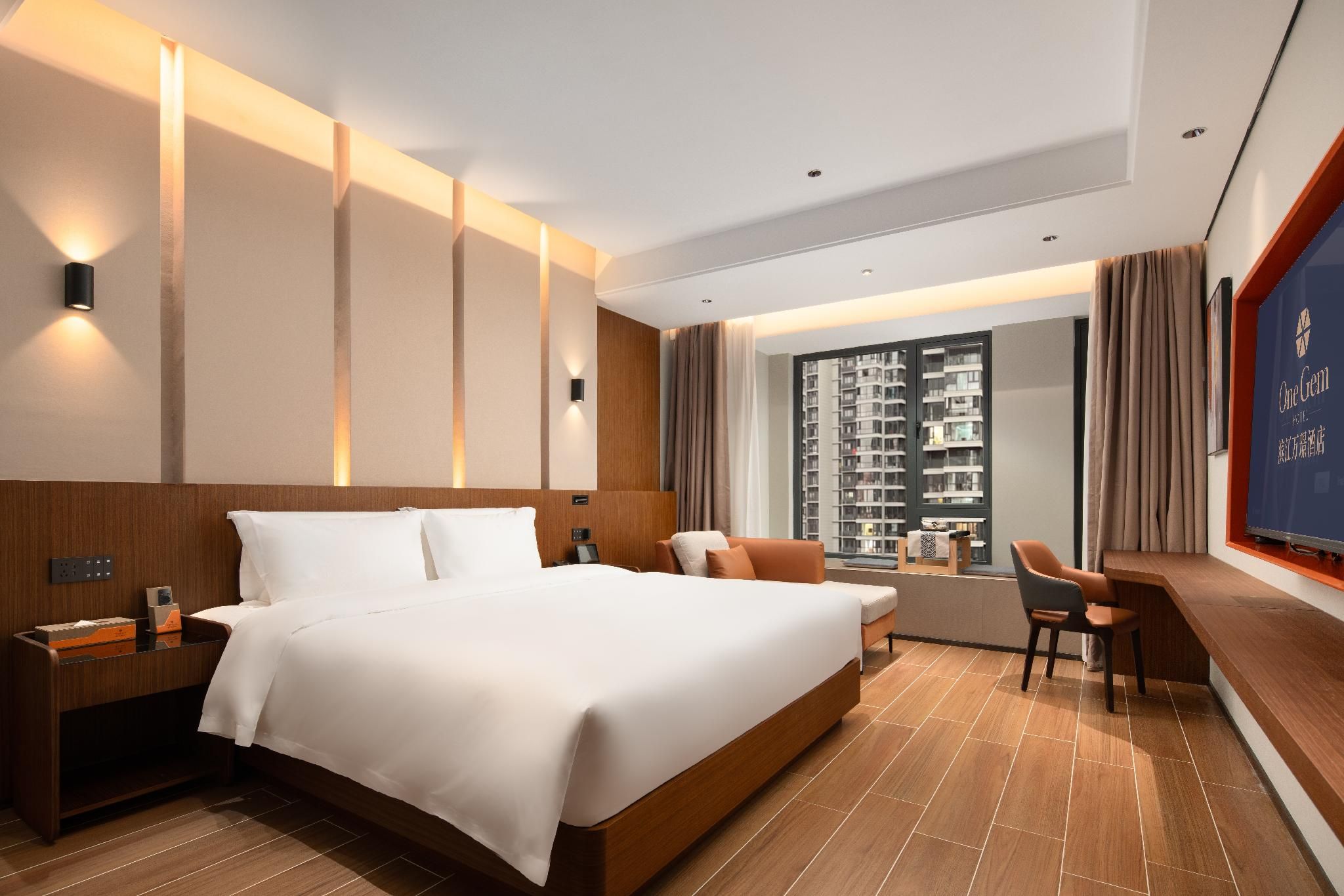 Superior King Room for 2 People Non-Smoking