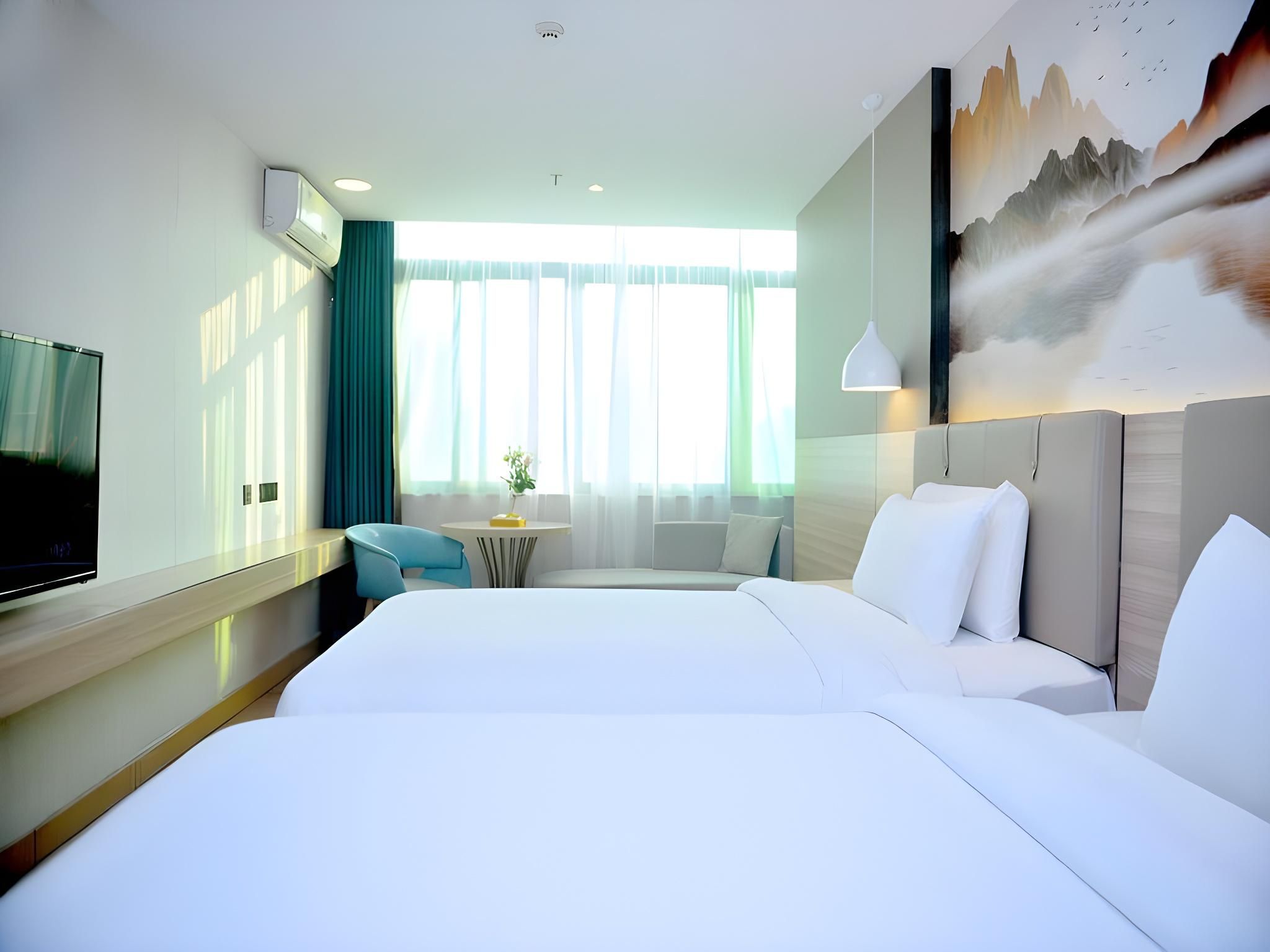 Twin Superior Room