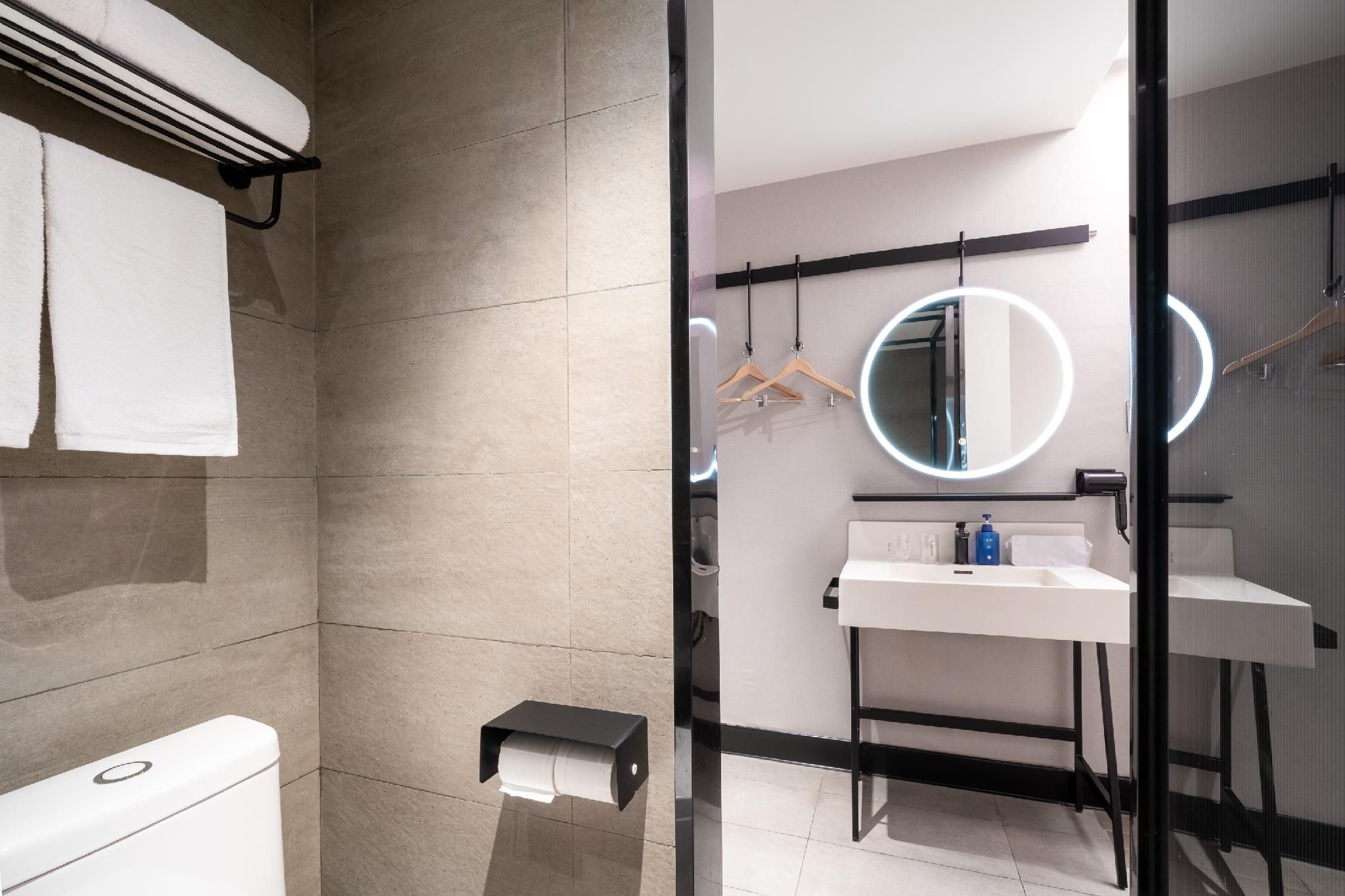 Huazhu - Twin Room A