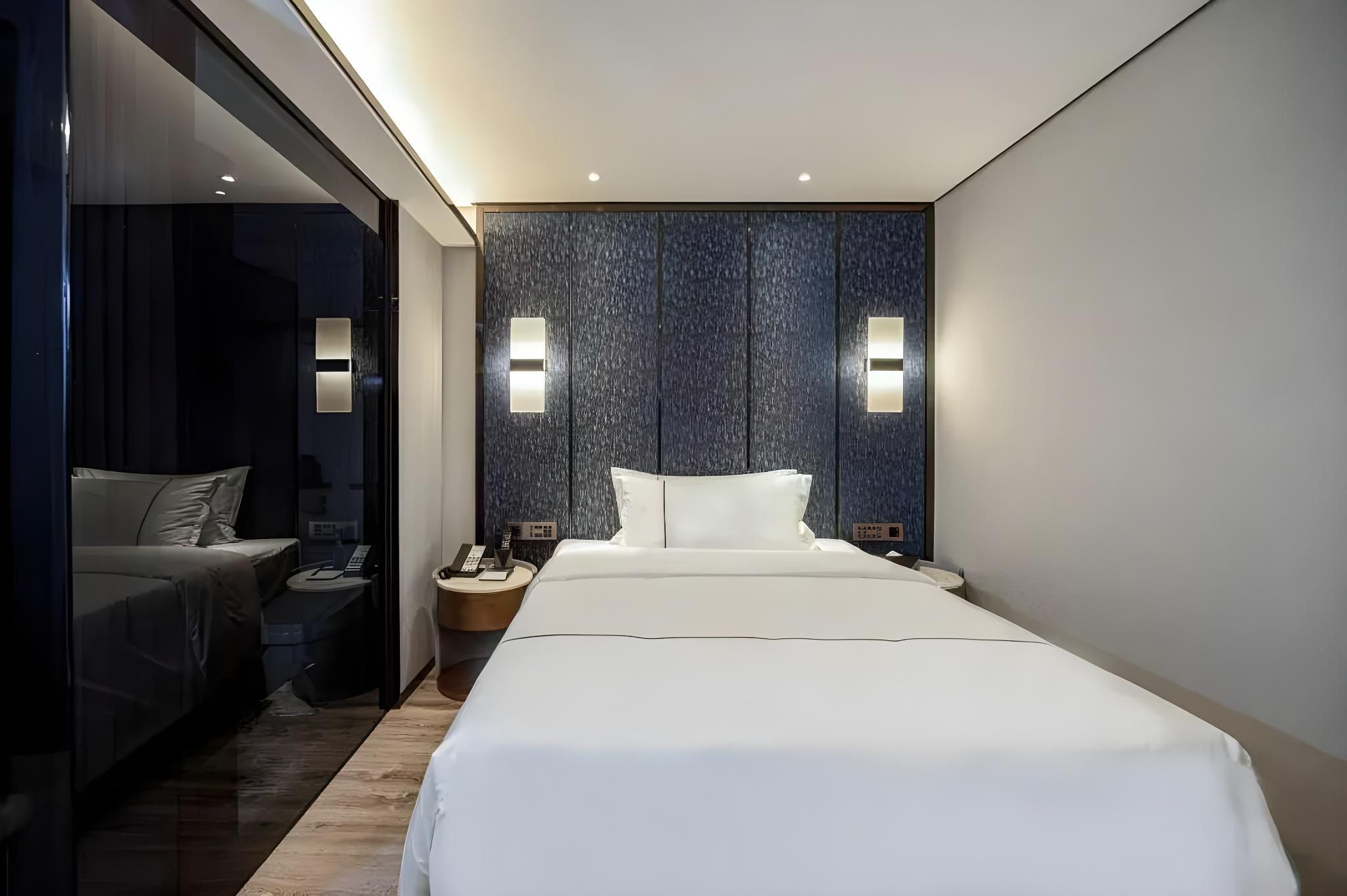 SPRING COMMERCIAL HOTEL (Shenzhen Nanshan Tianli Mingcheng Branch) Boutique Queen Room