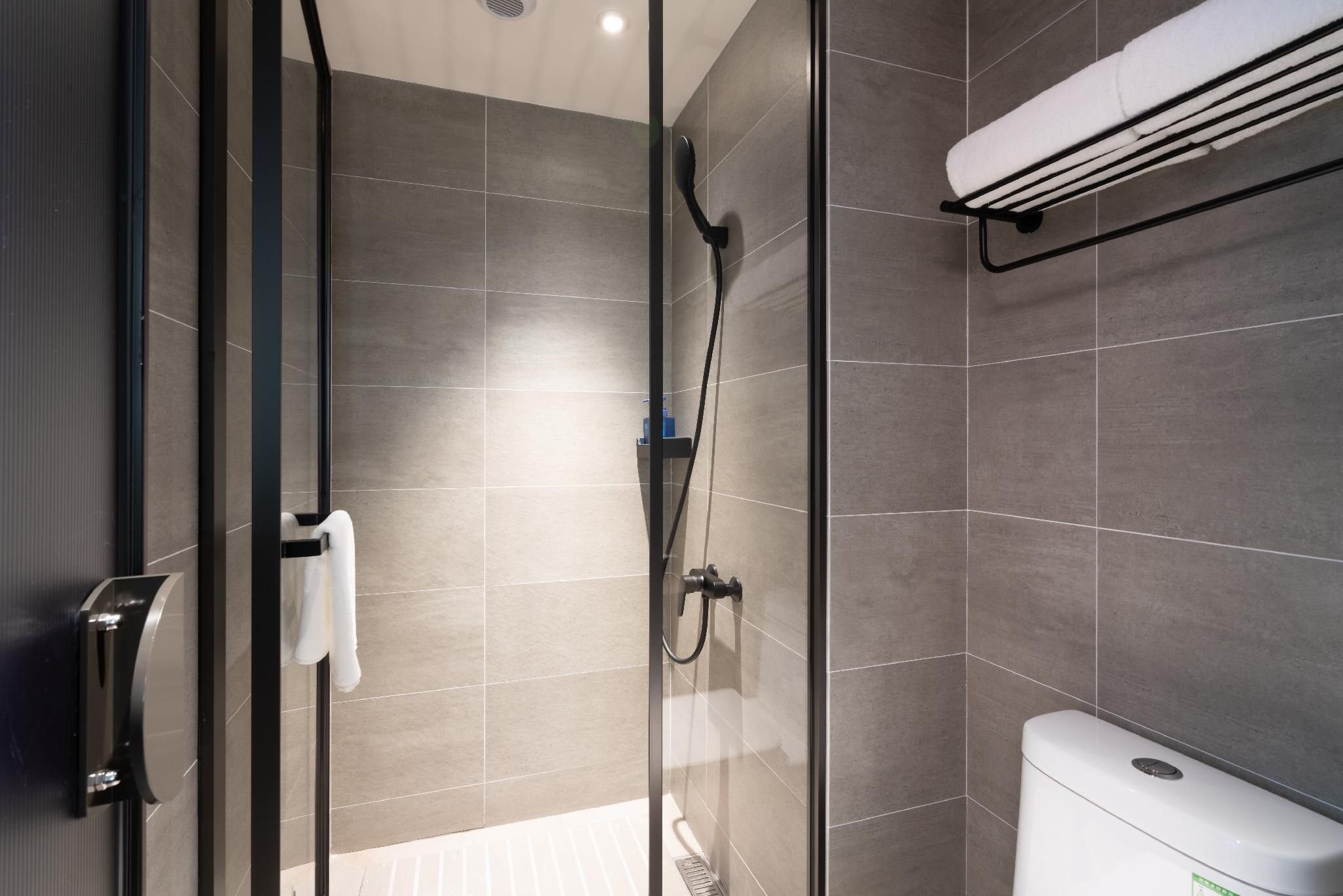 SHUYA Superior Queen Room