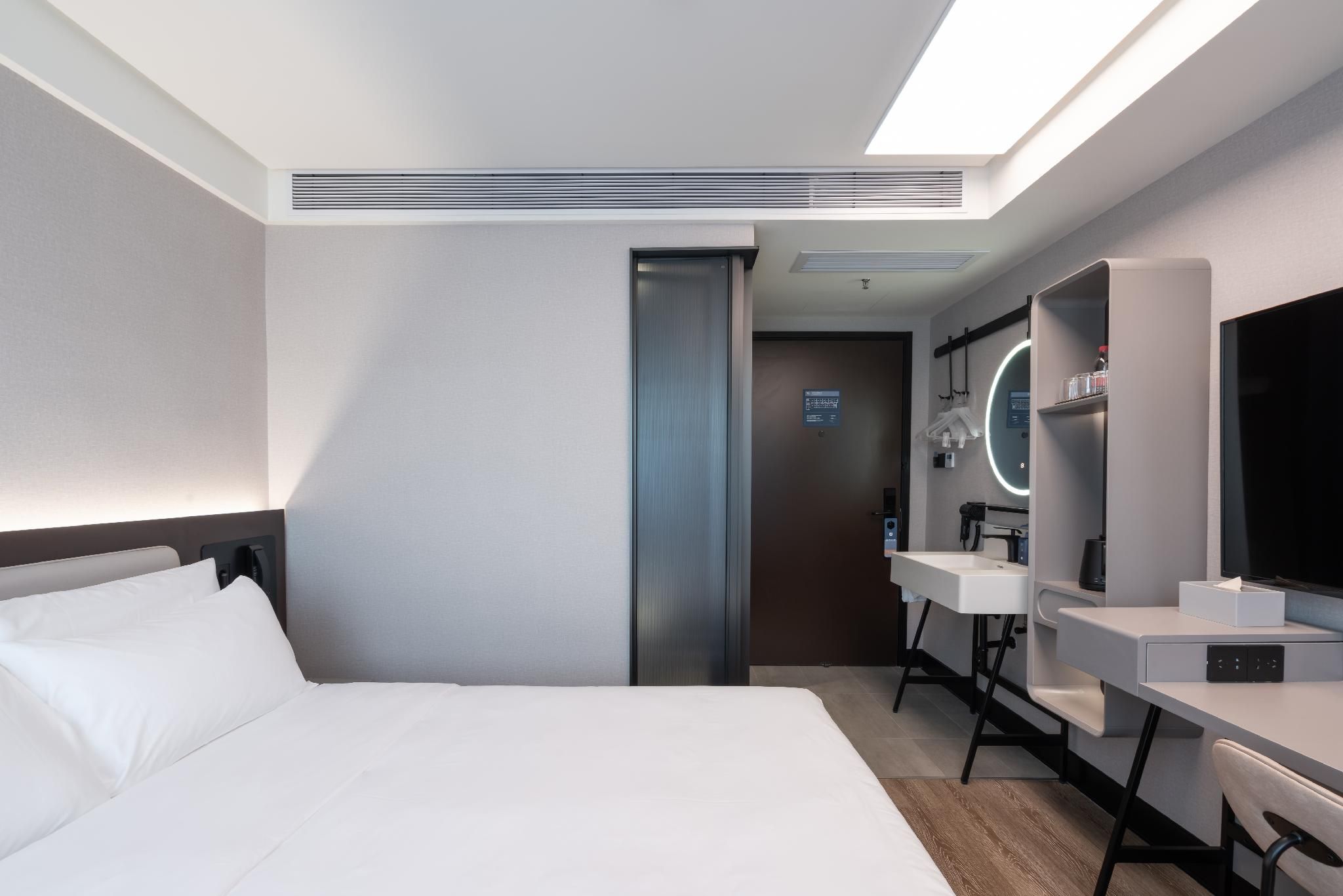 SHUYA Superior Queen Room