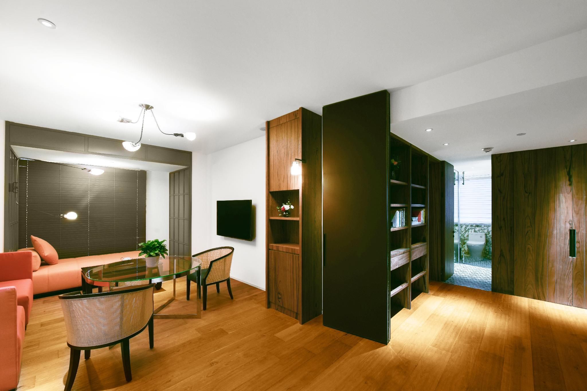 Deluxe One Bedroom Apartment