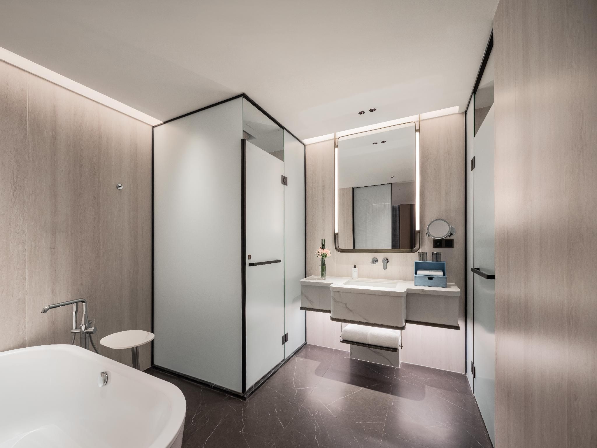 Luxury One-Bedroom Apartment