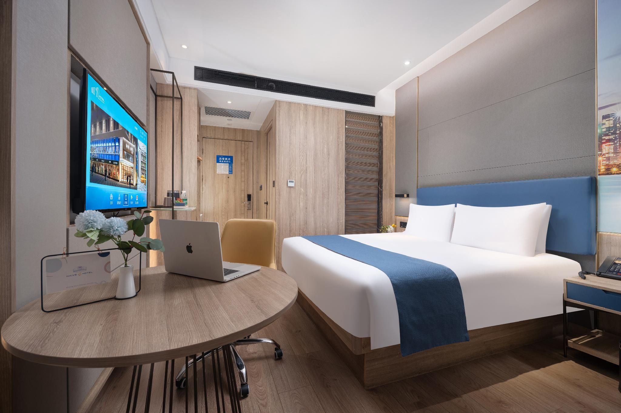 Deluxe View Room