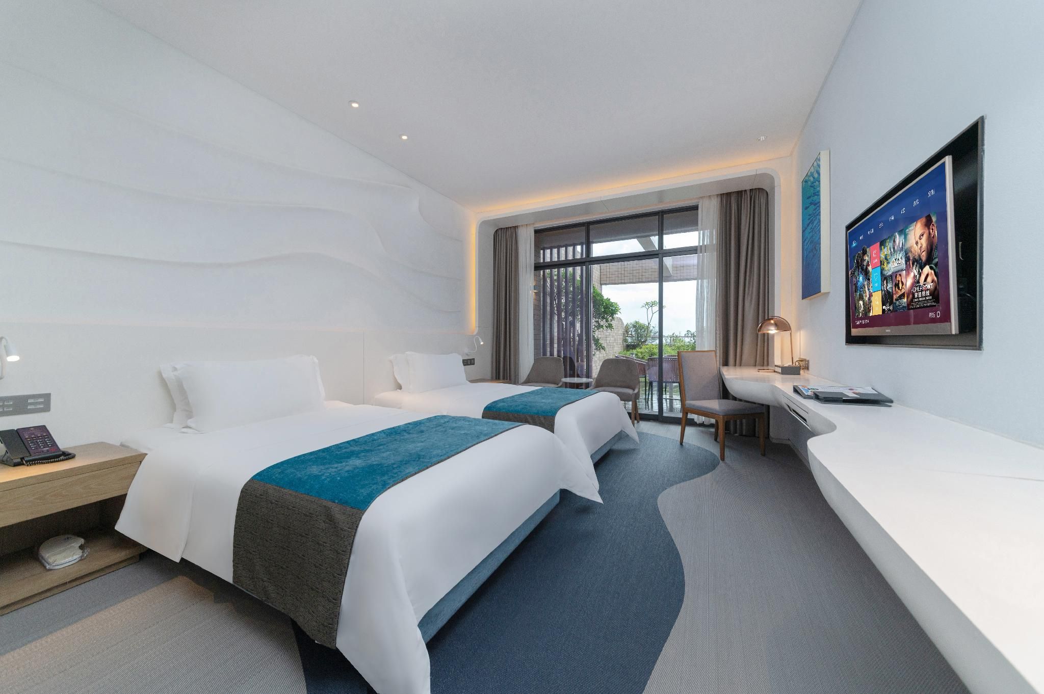 Deluxe Twin Garden View