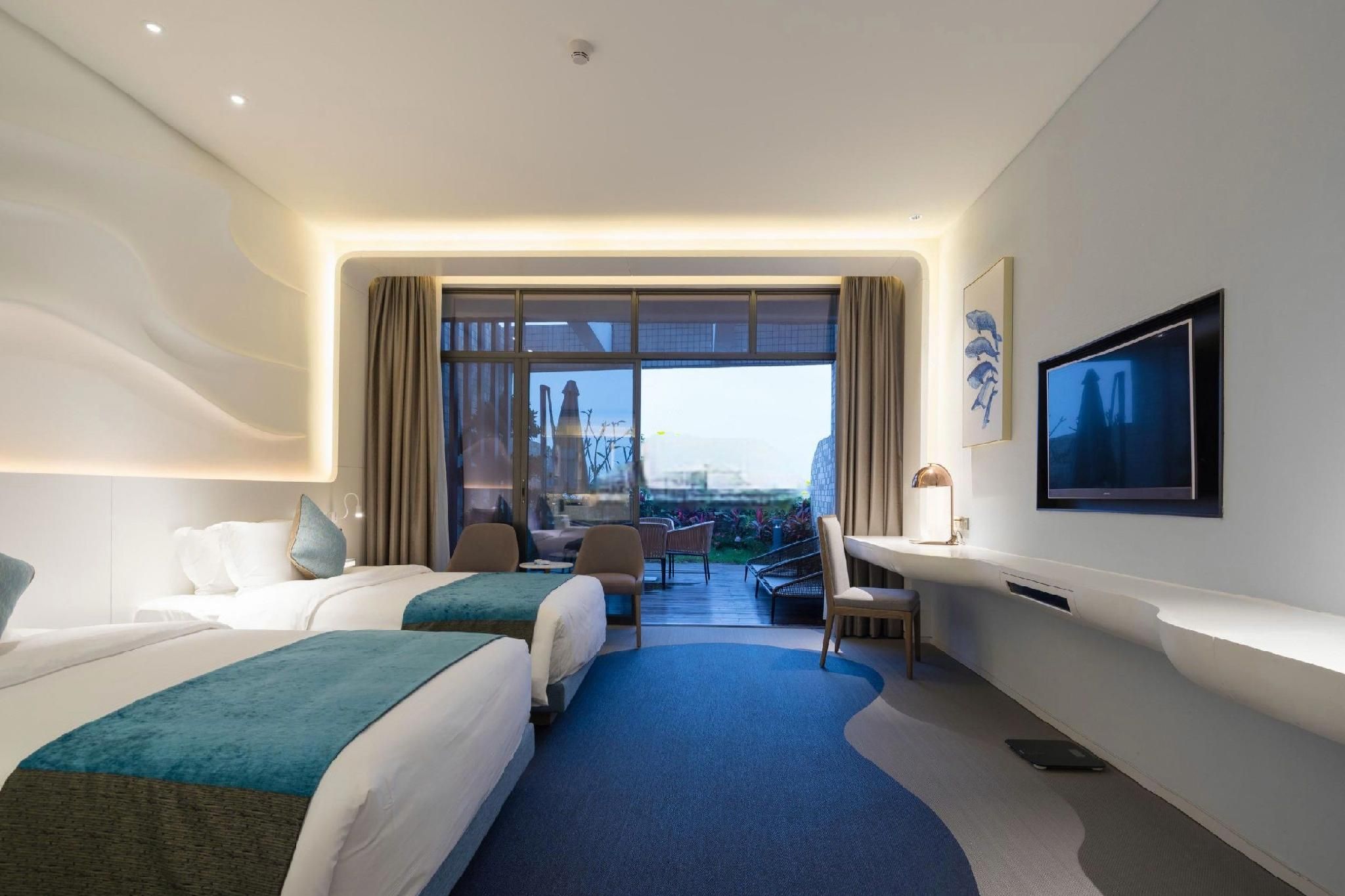 Deluxe Twin Garden View