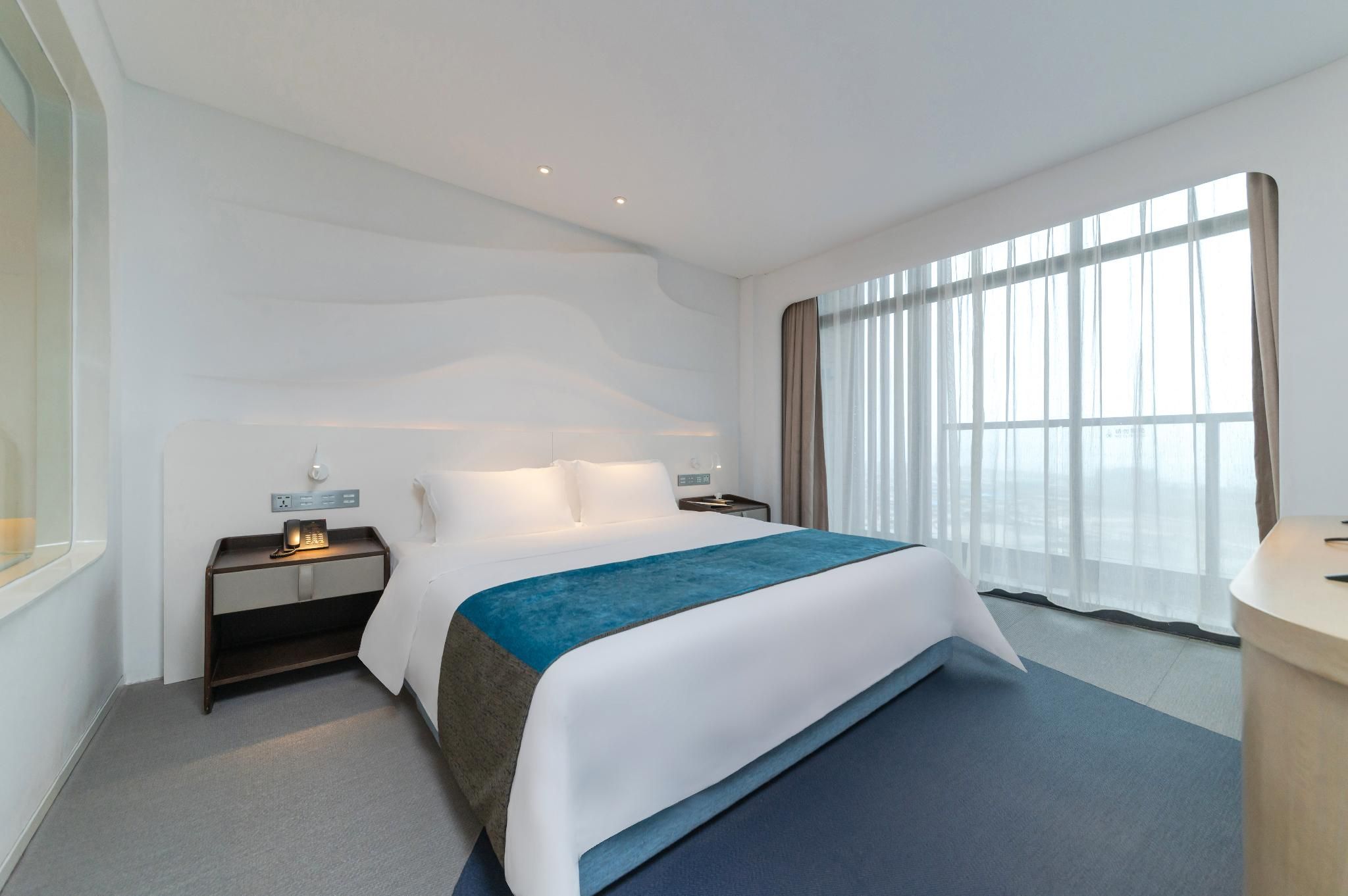 Luxury Suite