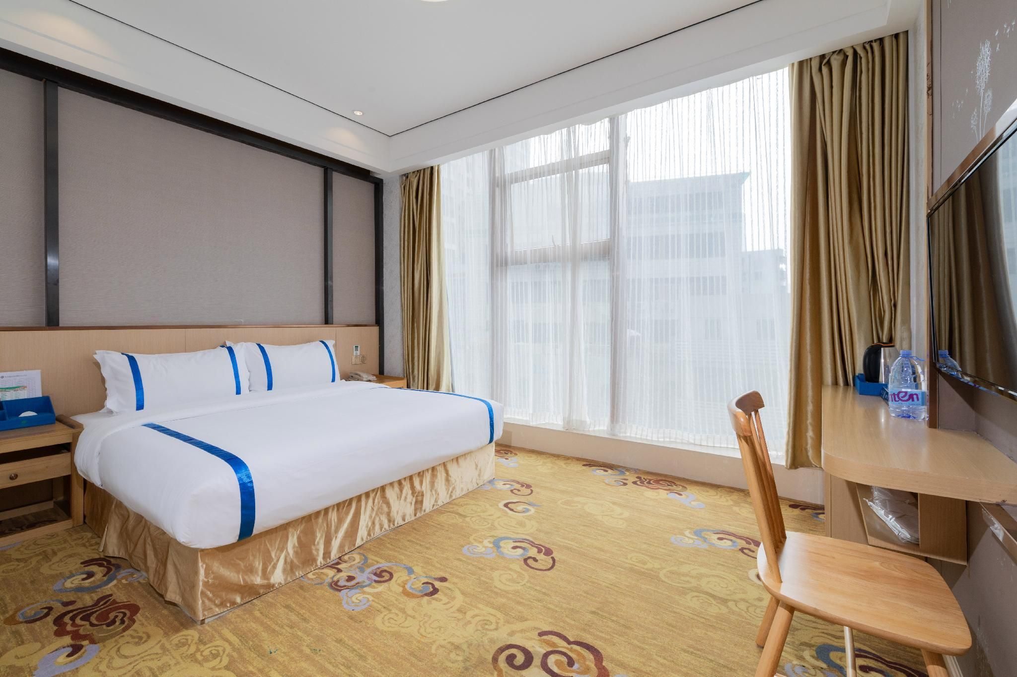 Deluxe Twin Suite