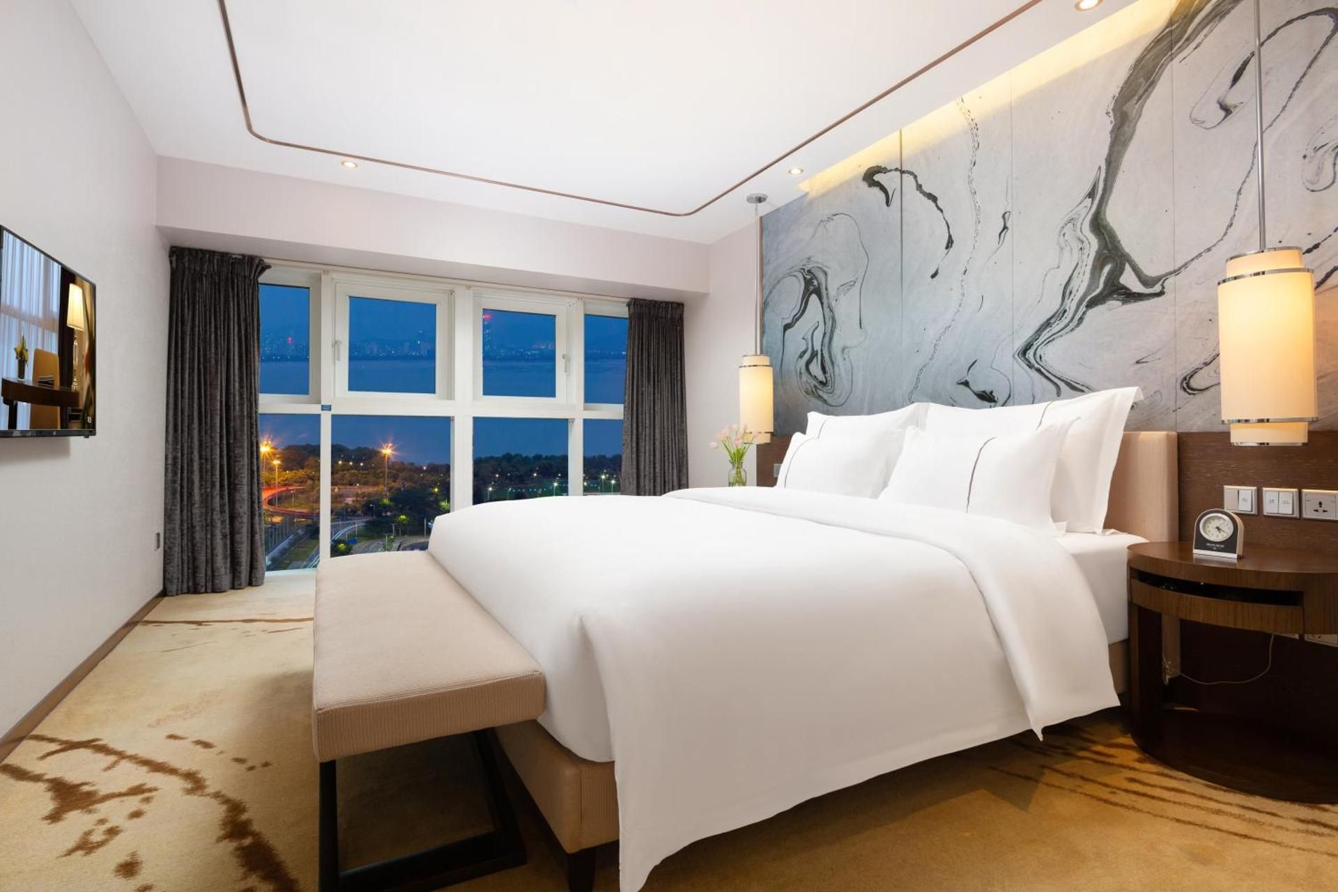 Business Double Suite