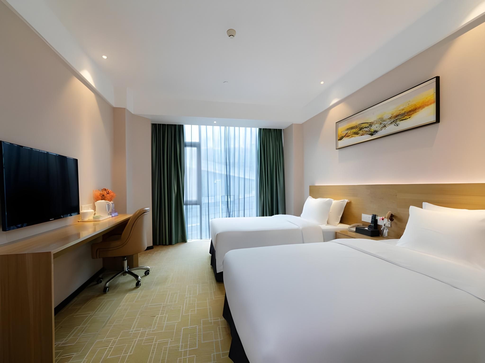 Twin Room with View