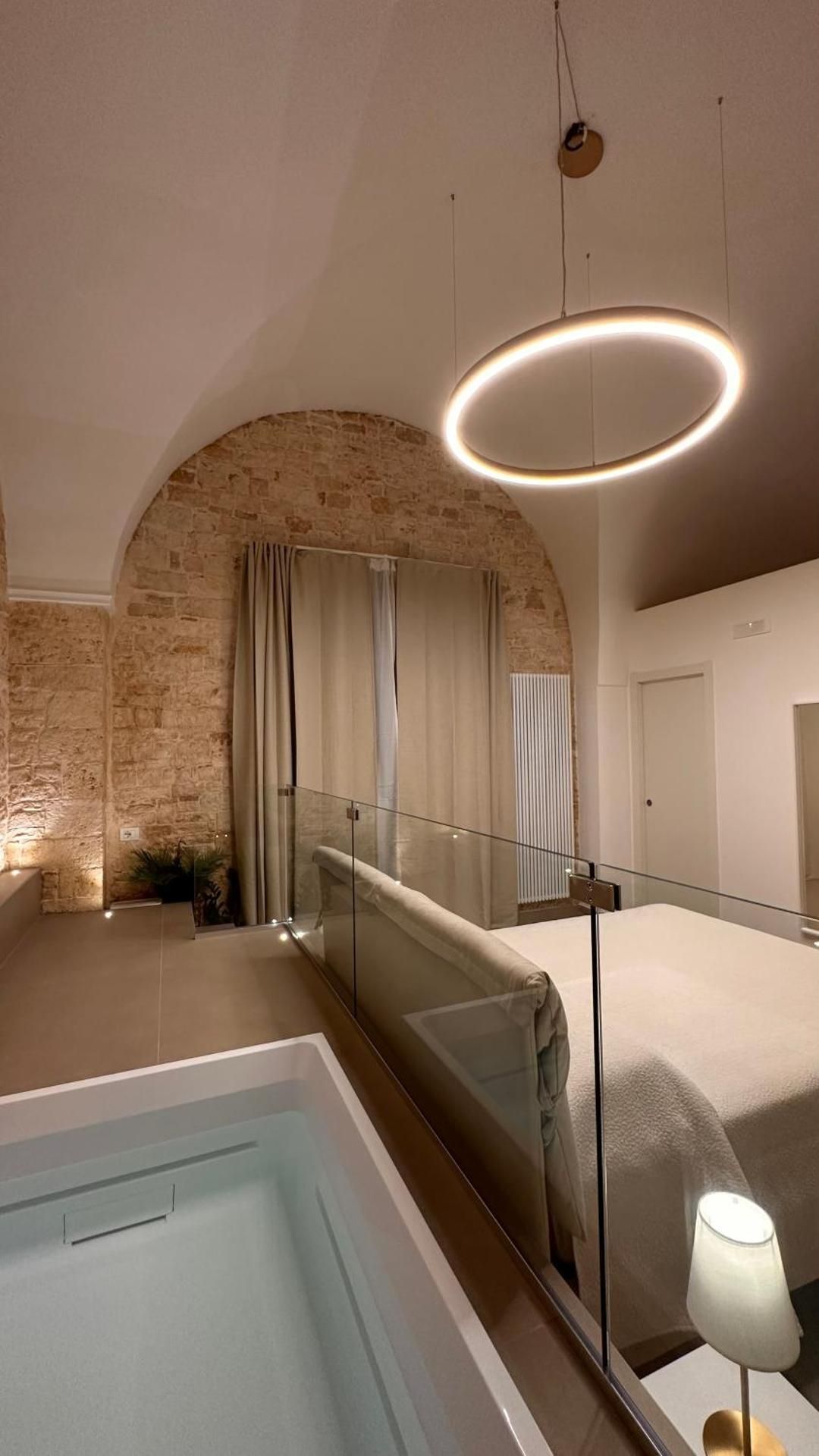 Suite with Hot Tub
