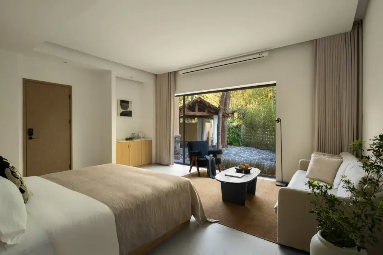 Comfort Courtyard Side Quiet Double Room