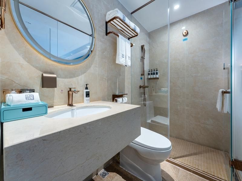 THK - LanYi Deluxe Twin Room