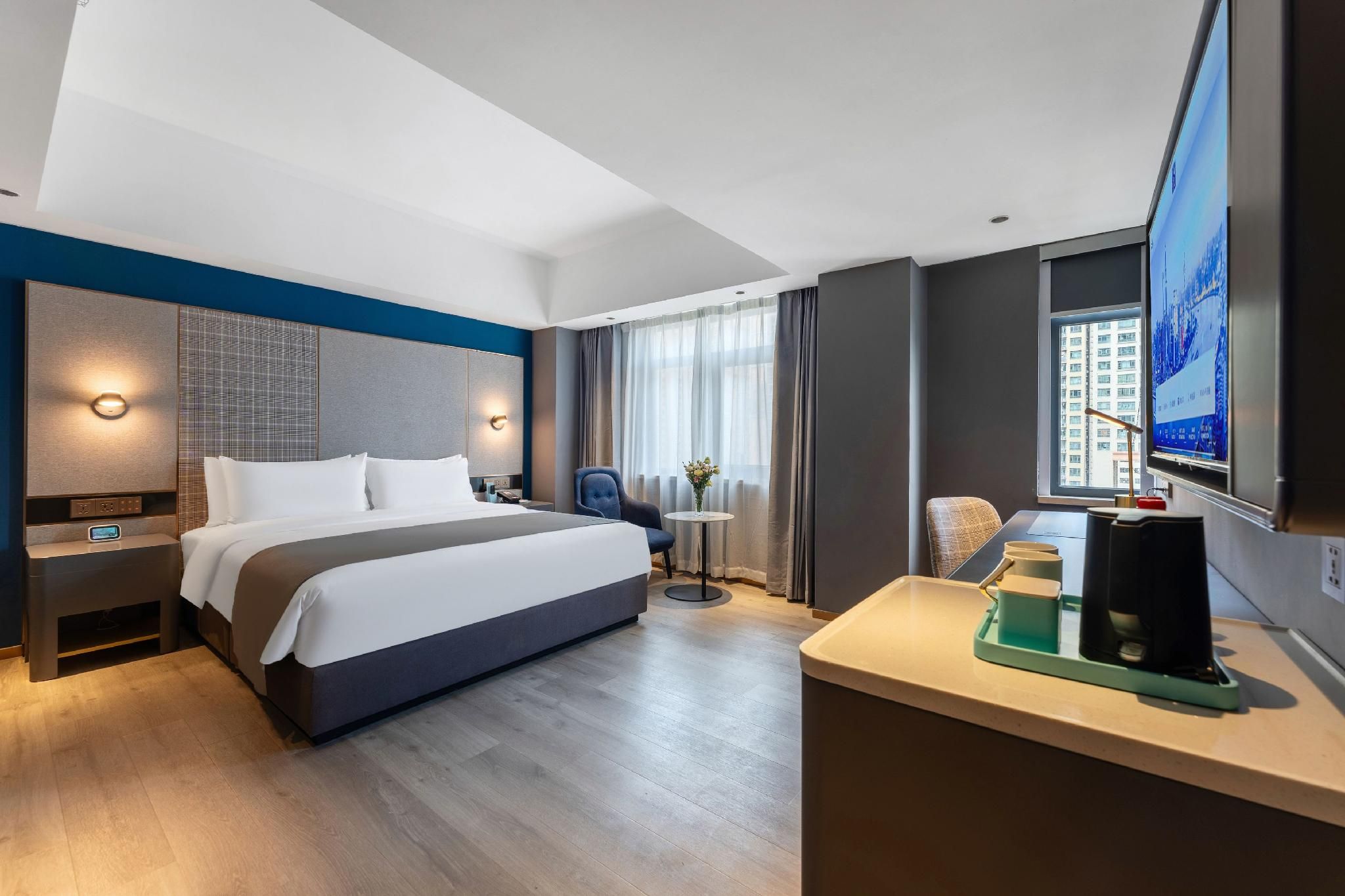 Double Room with Movie