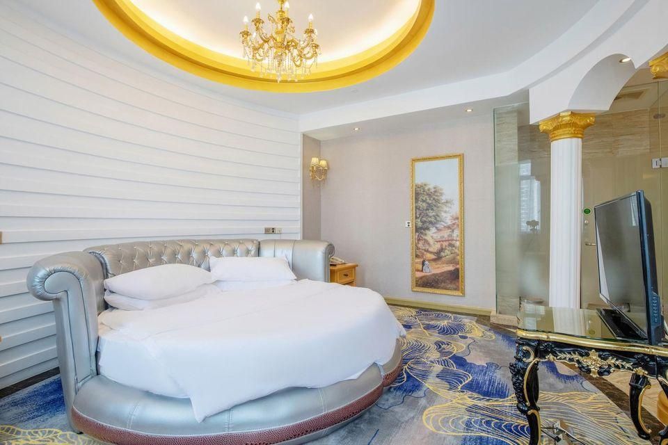 Romantic Suite