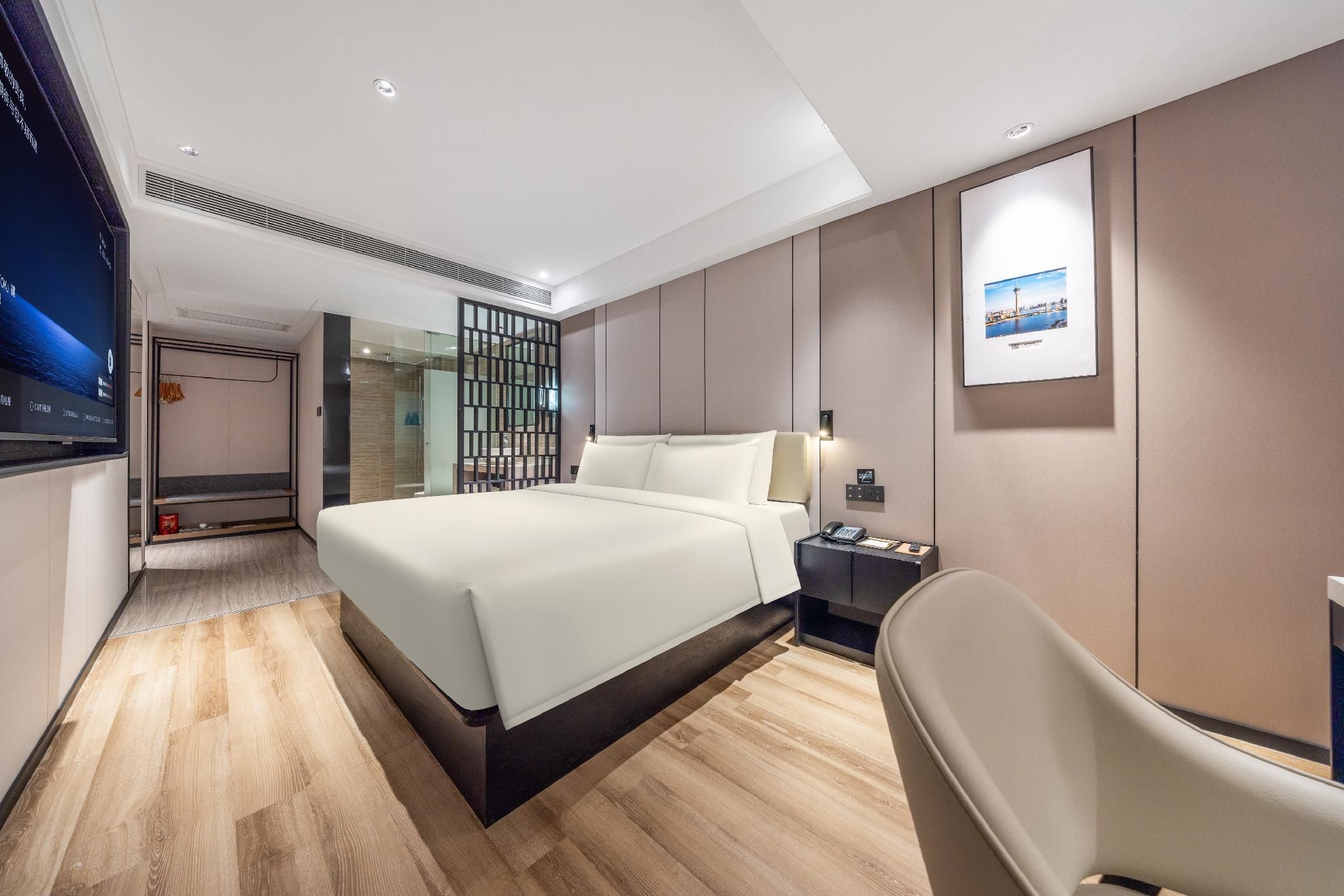 Atour X Hotel Shenzhen Dongmen Branch  Atour - Elegant 1 Bed Room