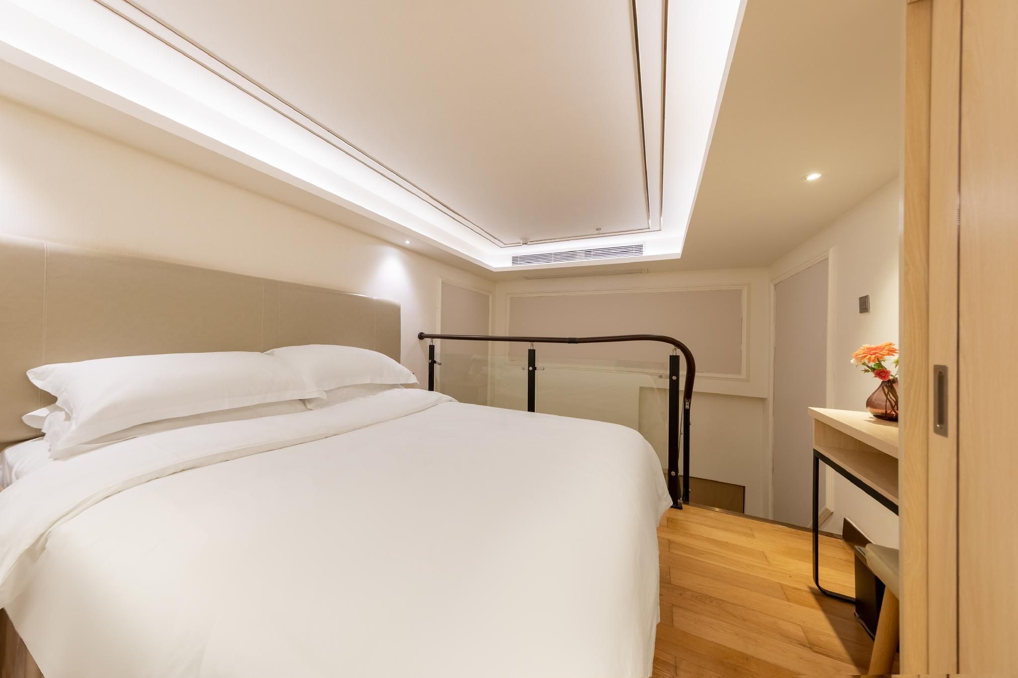 Duplex King