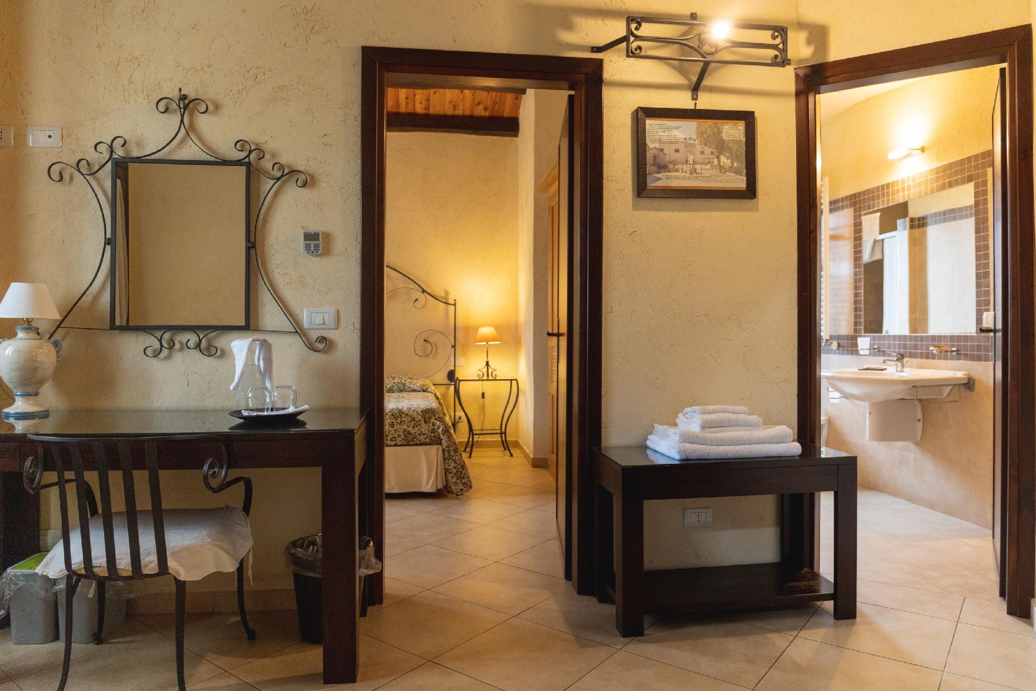 Junior suite-Superiore-Bagno in camera con doccia-Vista giardino-Junior suite
