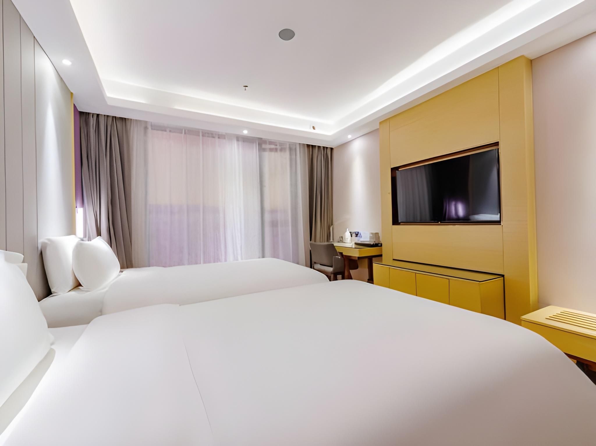 WH - Deluxe Bed Room