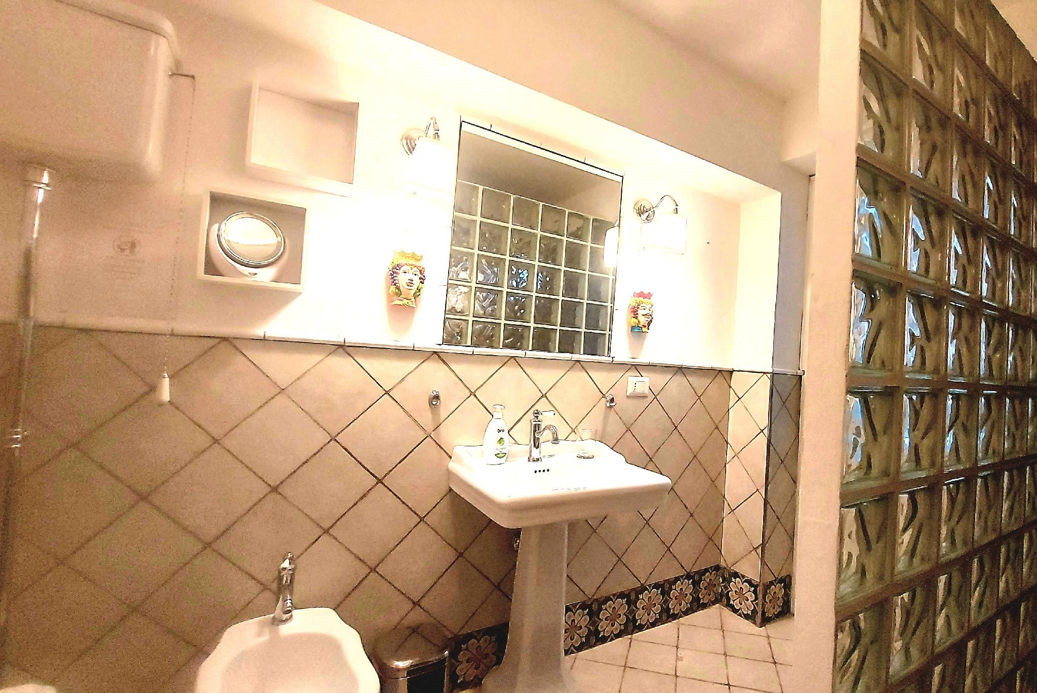 Quadruple Suite