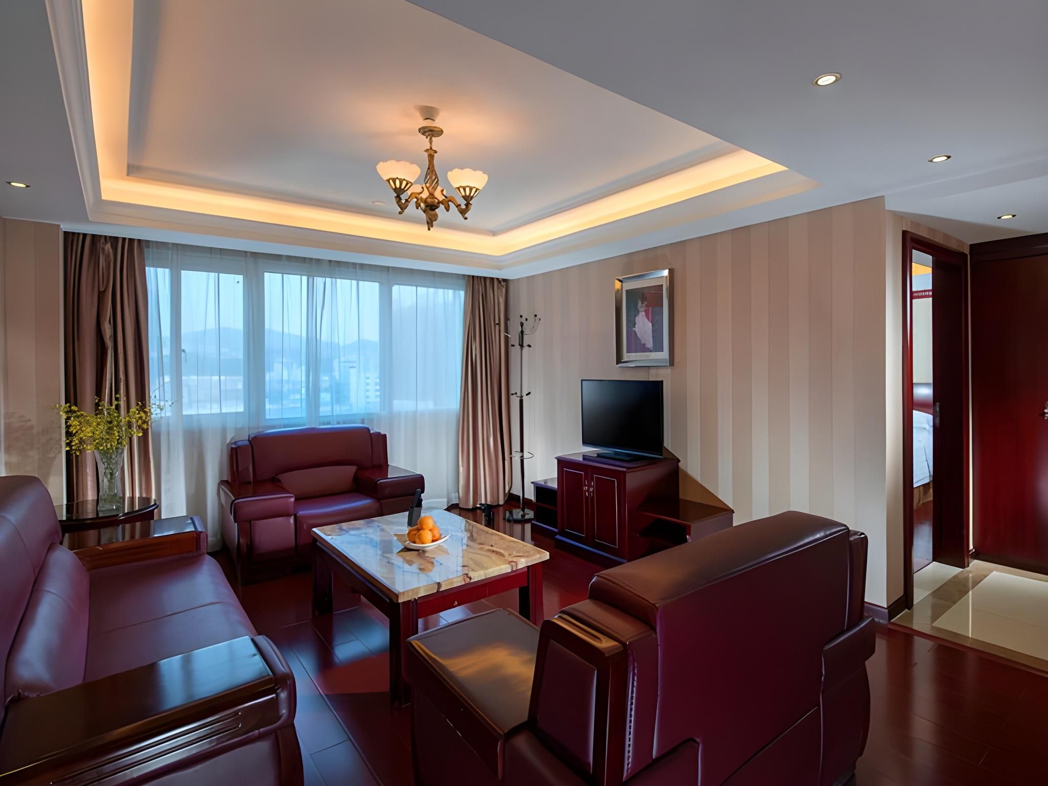 Executive Suite