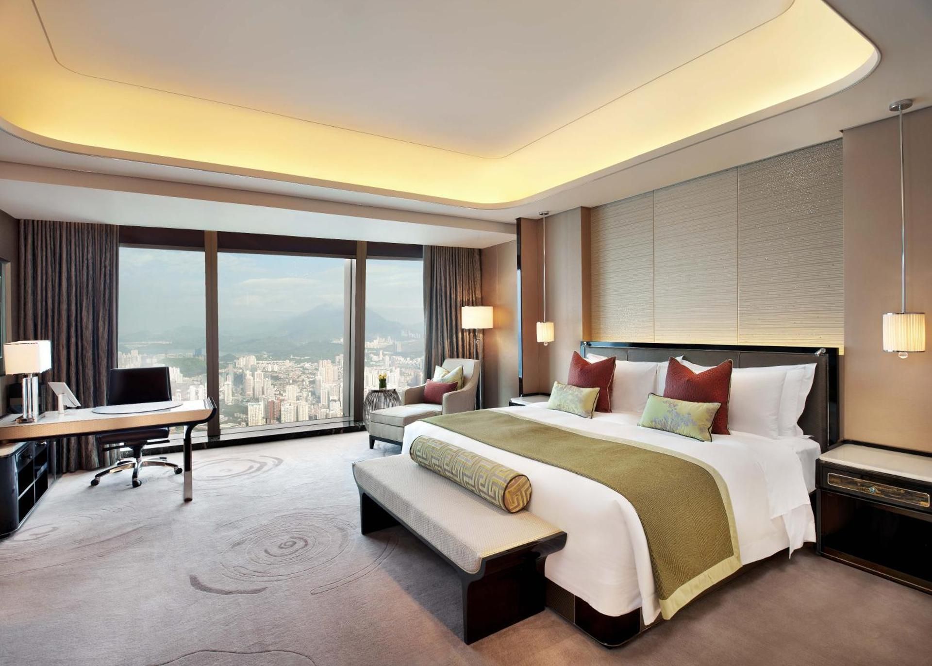 Queen Room - Accessible