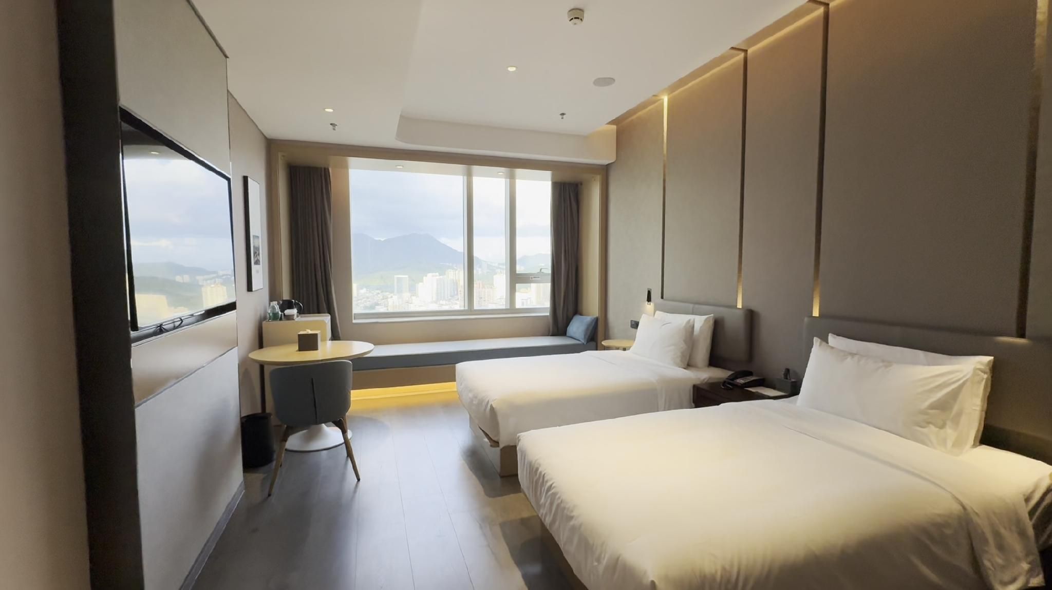 Atour - Executive Twin Room with View