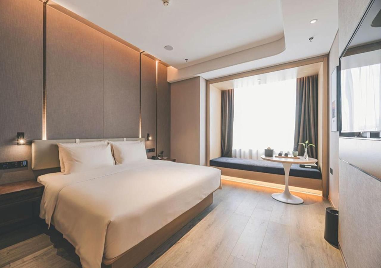 Atour - Executive 1 Bed Room with View