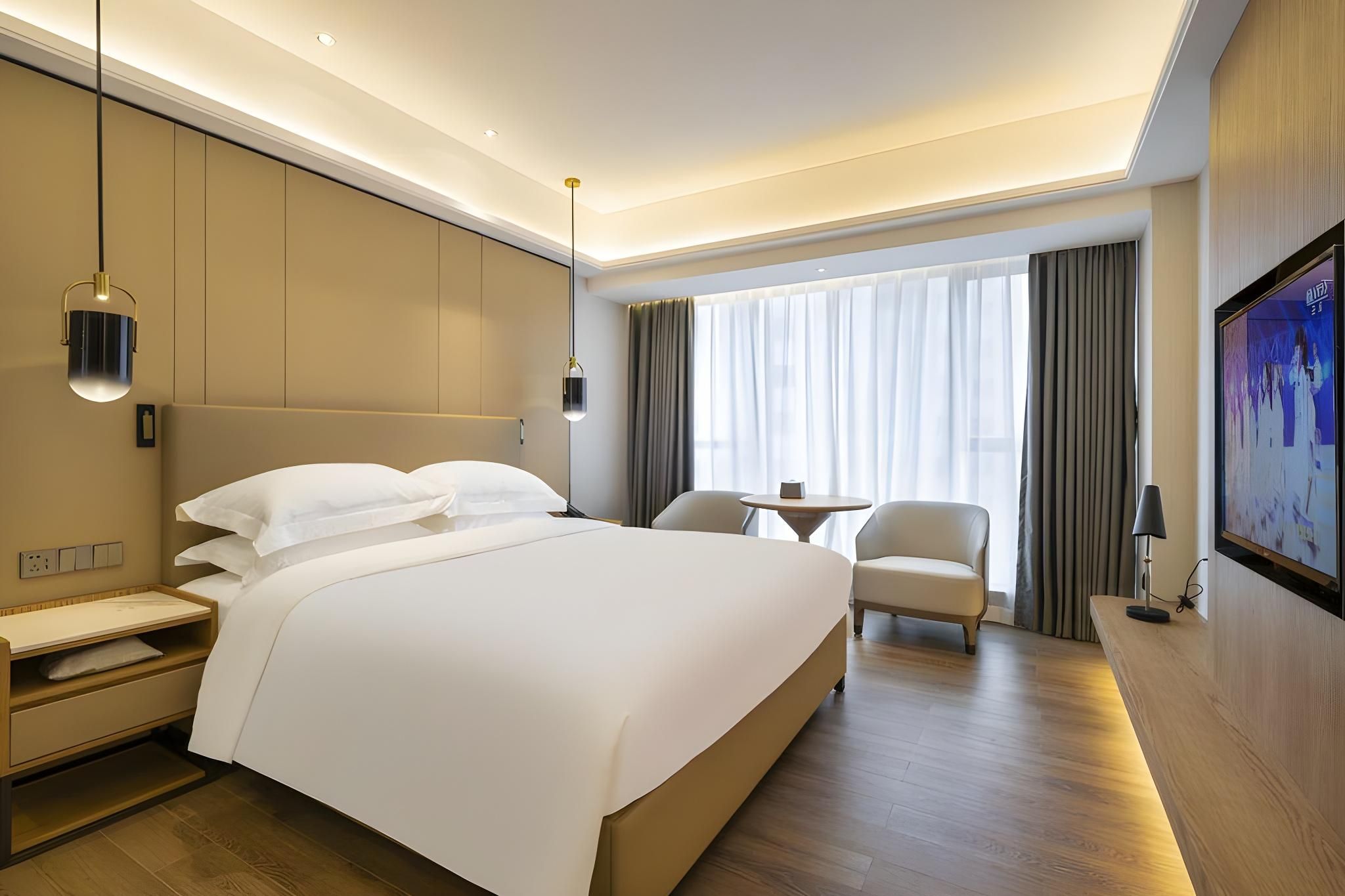 Boutique Queen Room