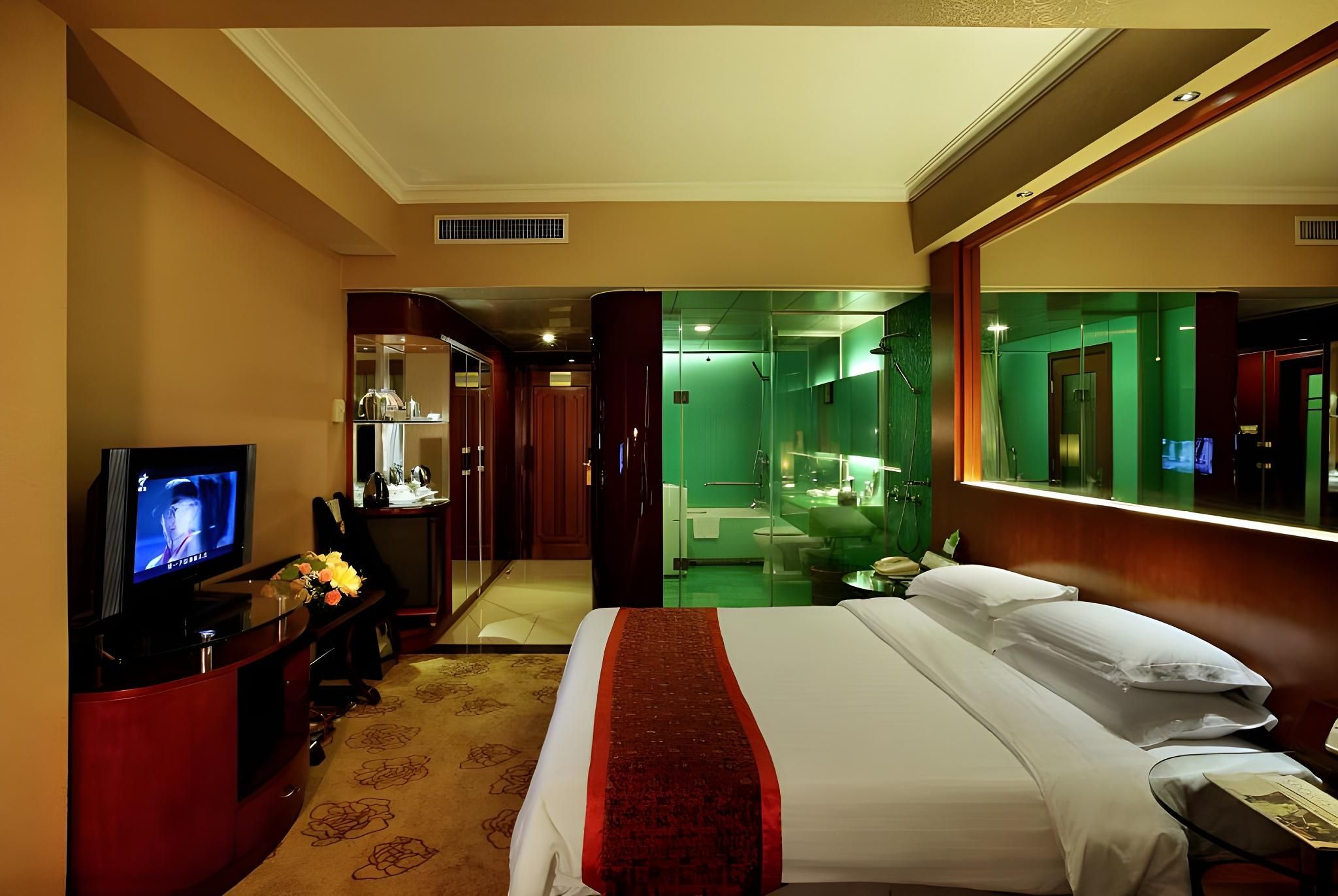 Business King Room