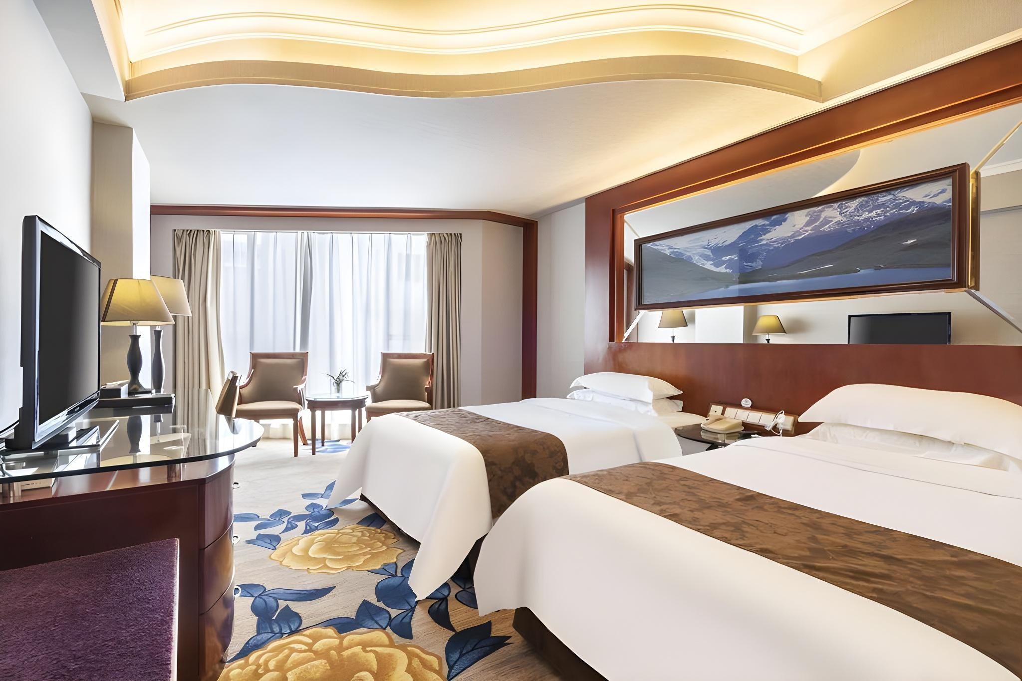 Deluxe Double or Twin Room