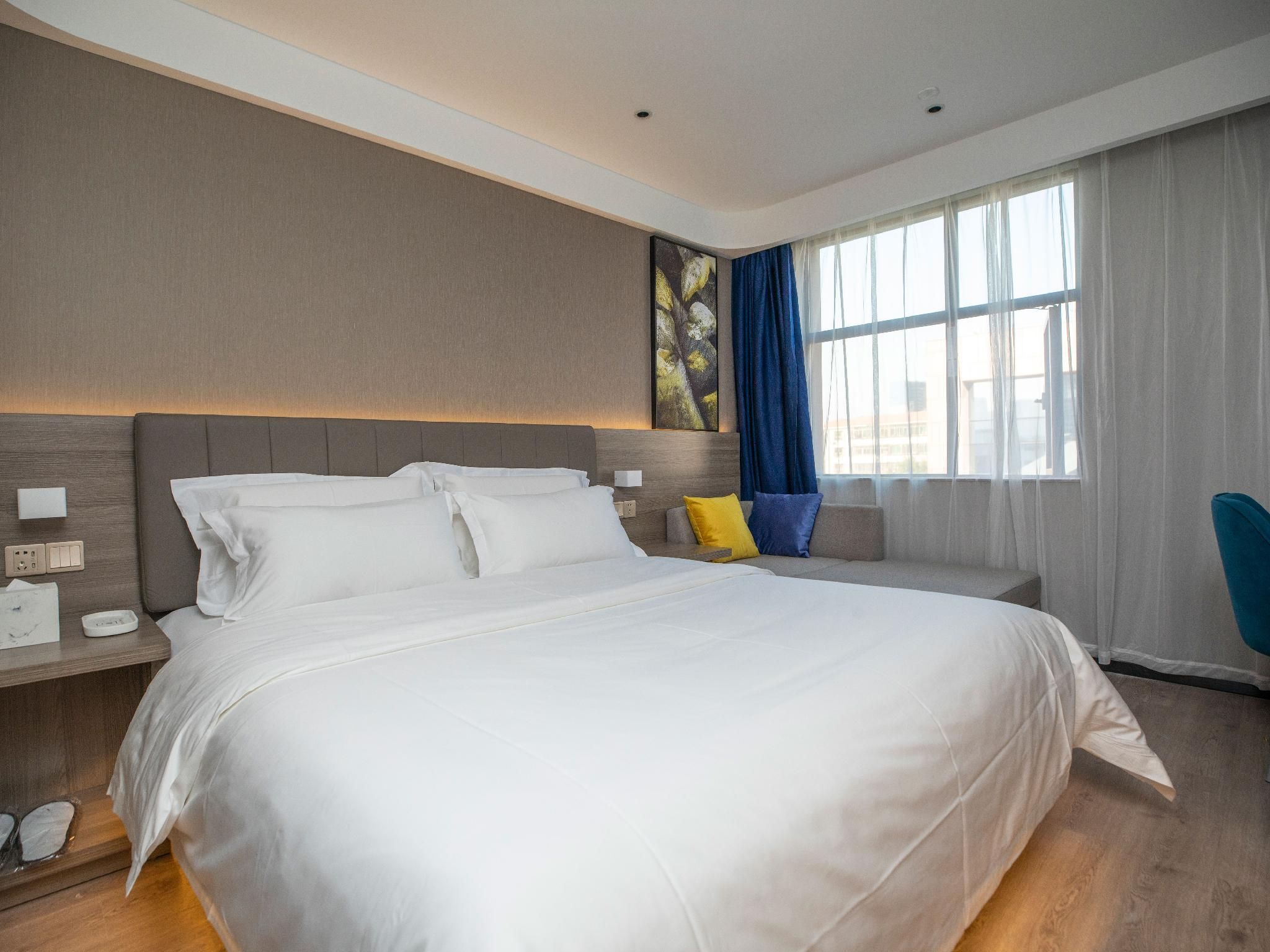 WH - Shuxiang Bed Room