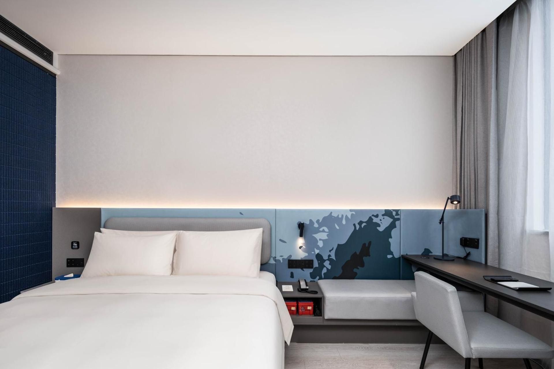 Light Double Room