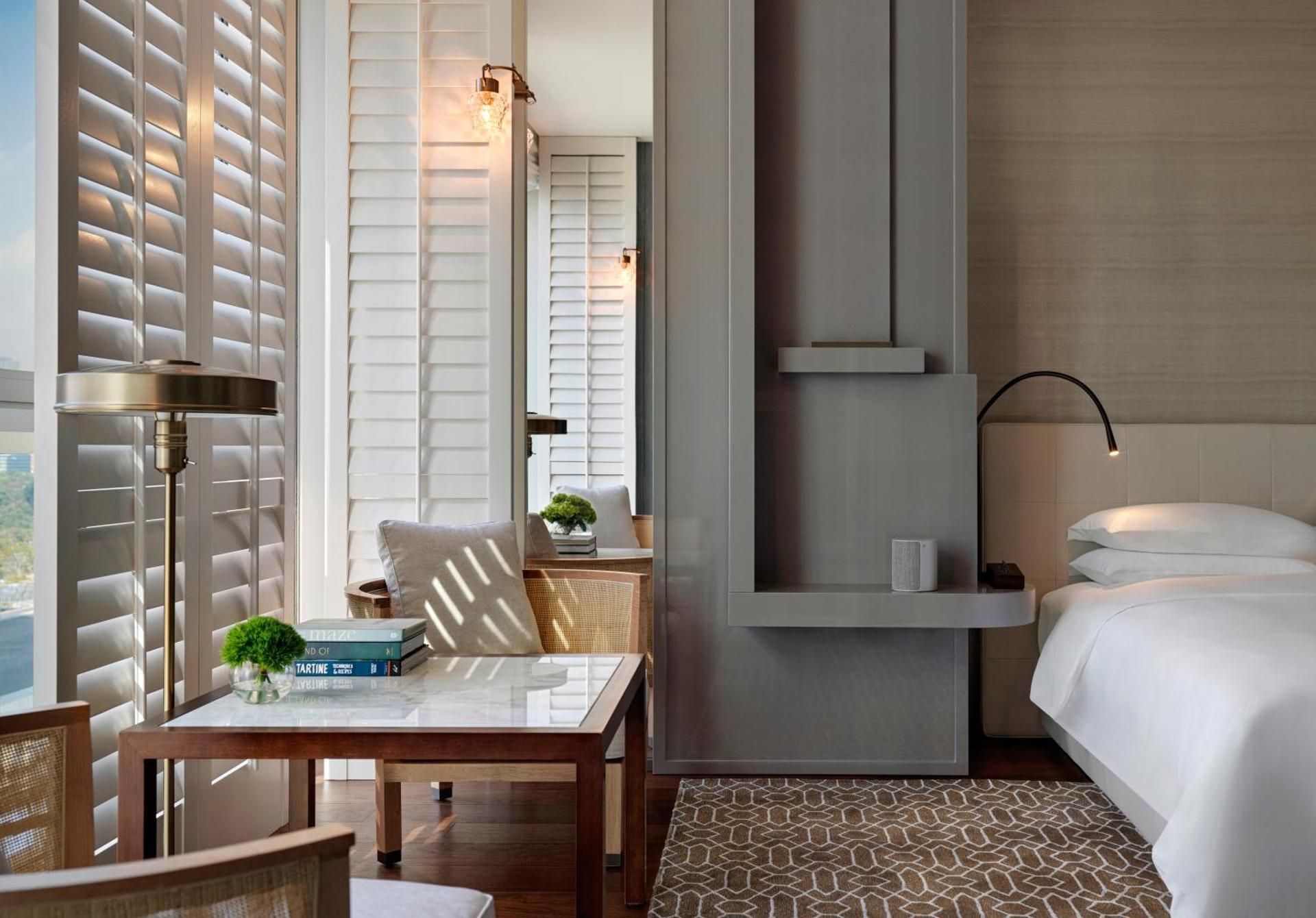 1 King Room