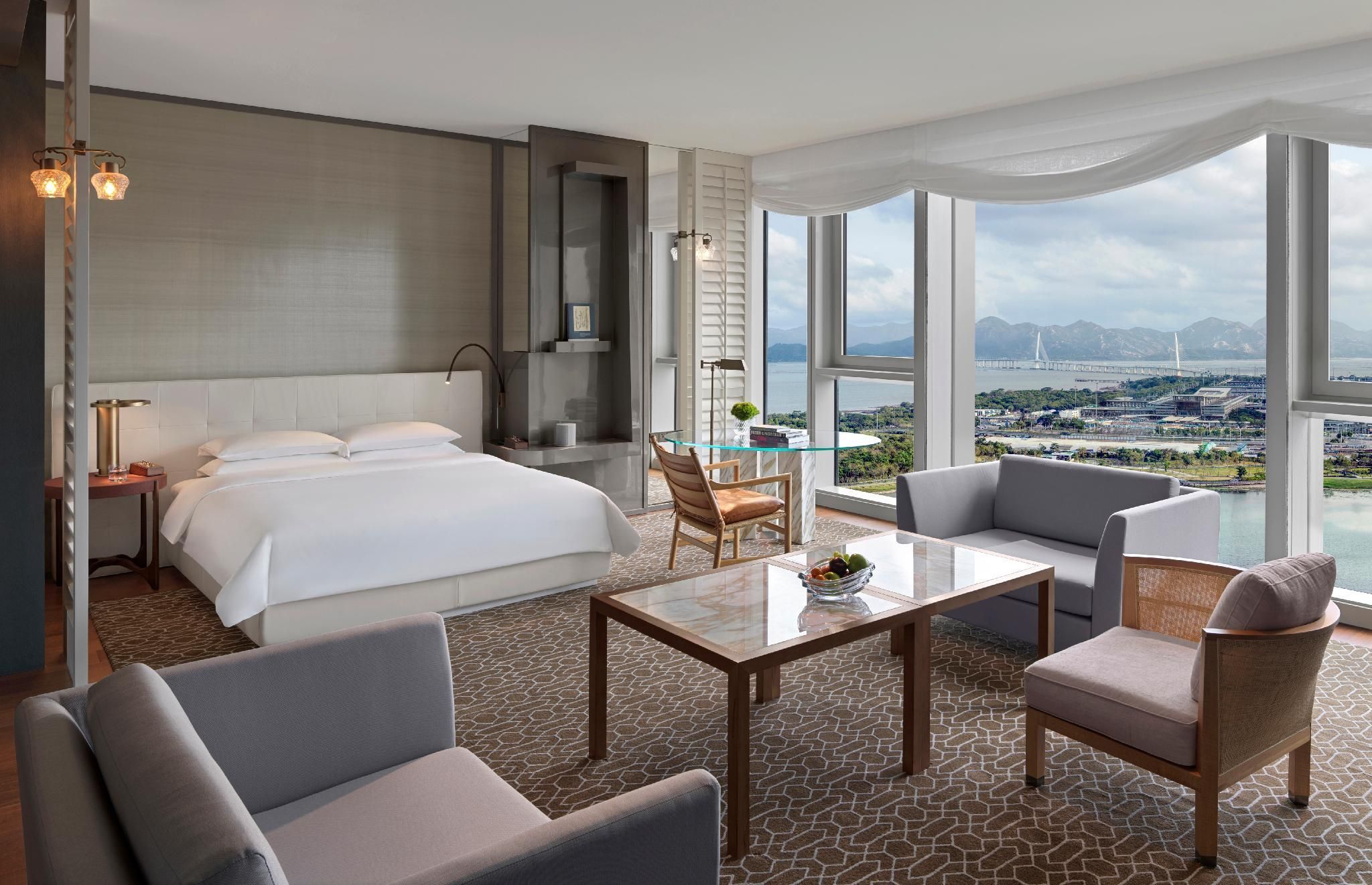 1 King Studio Bay View