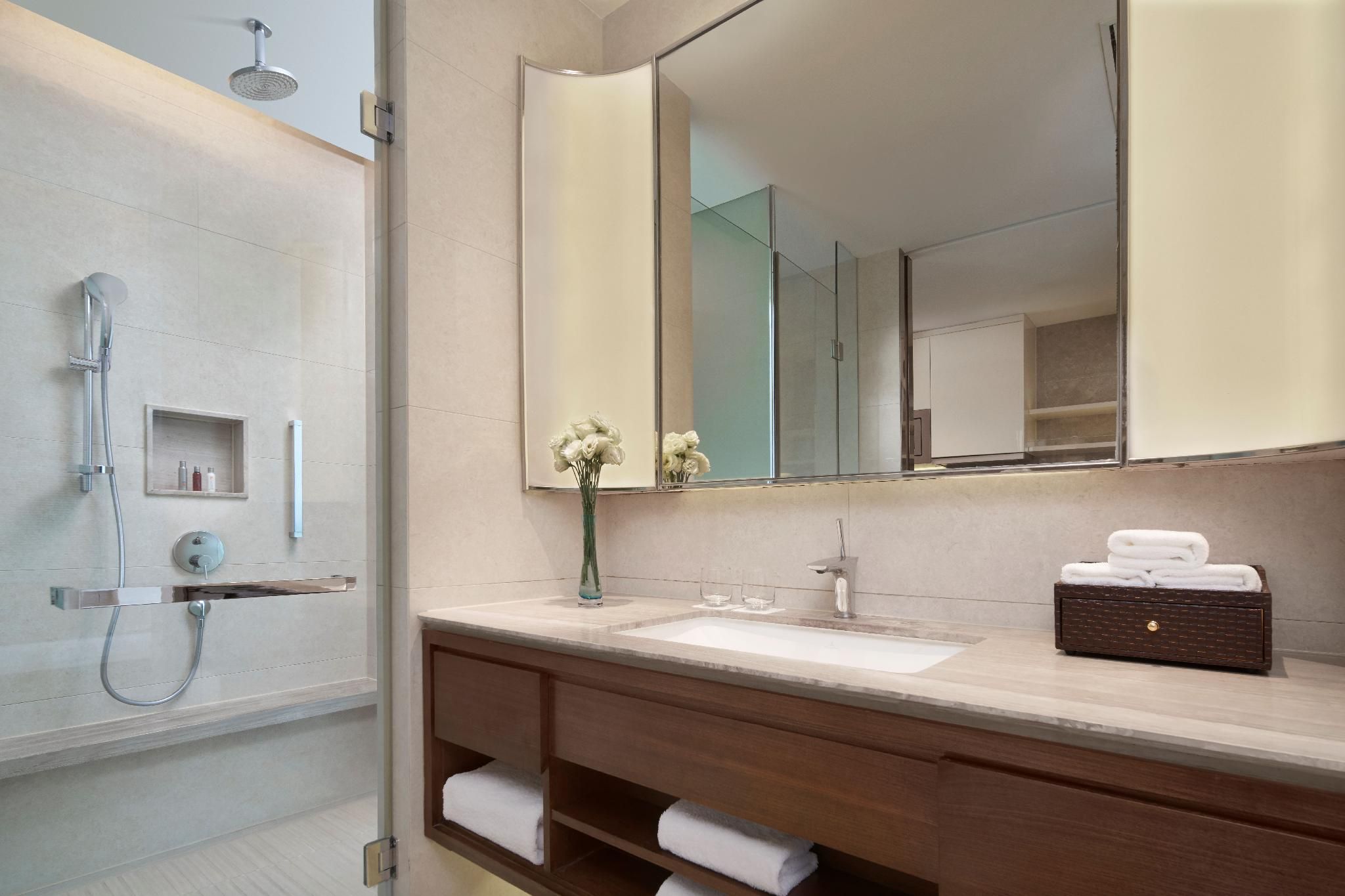 Studio Apartment, 1 King
