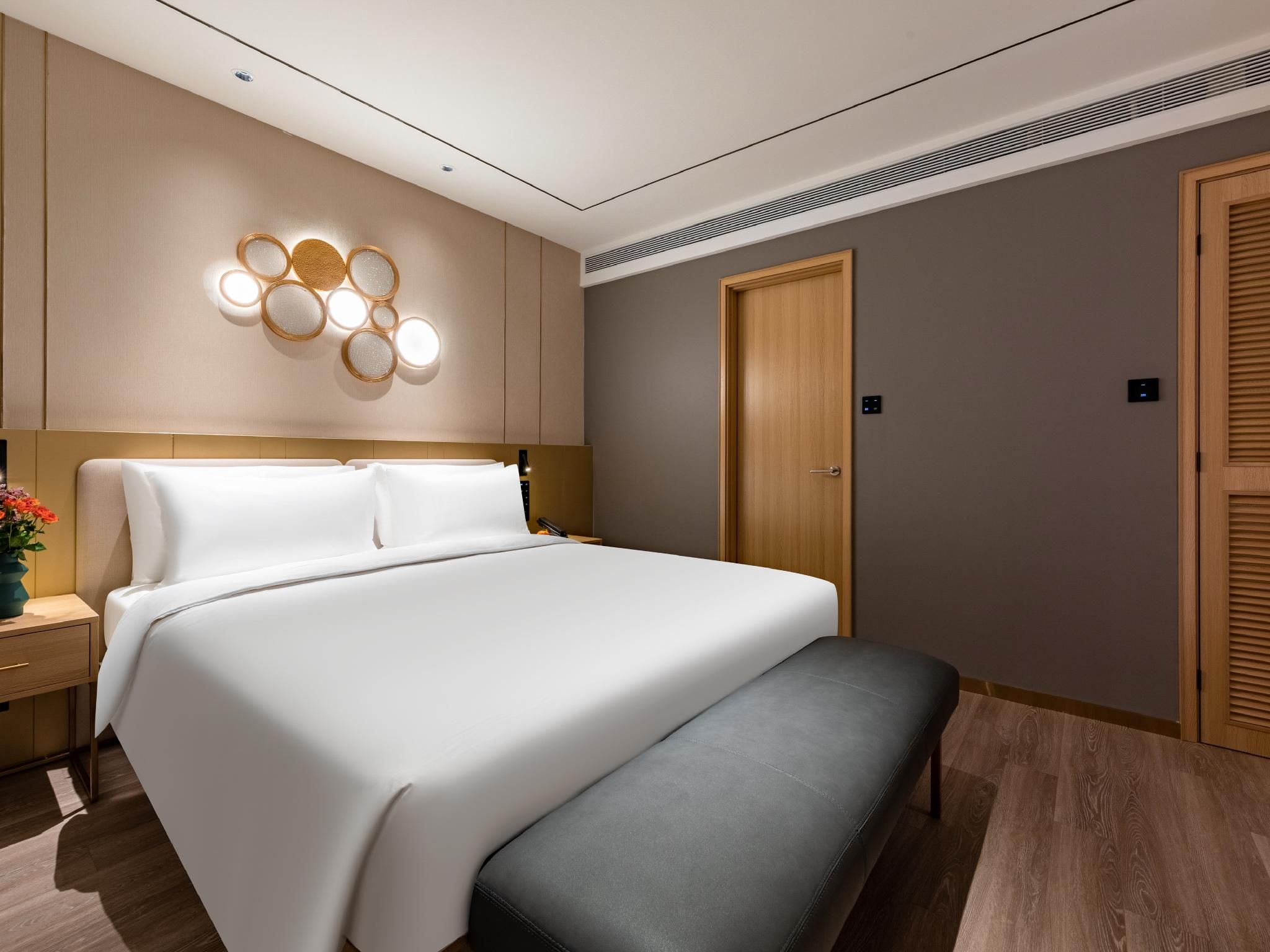 Huazhu - Executive Suite