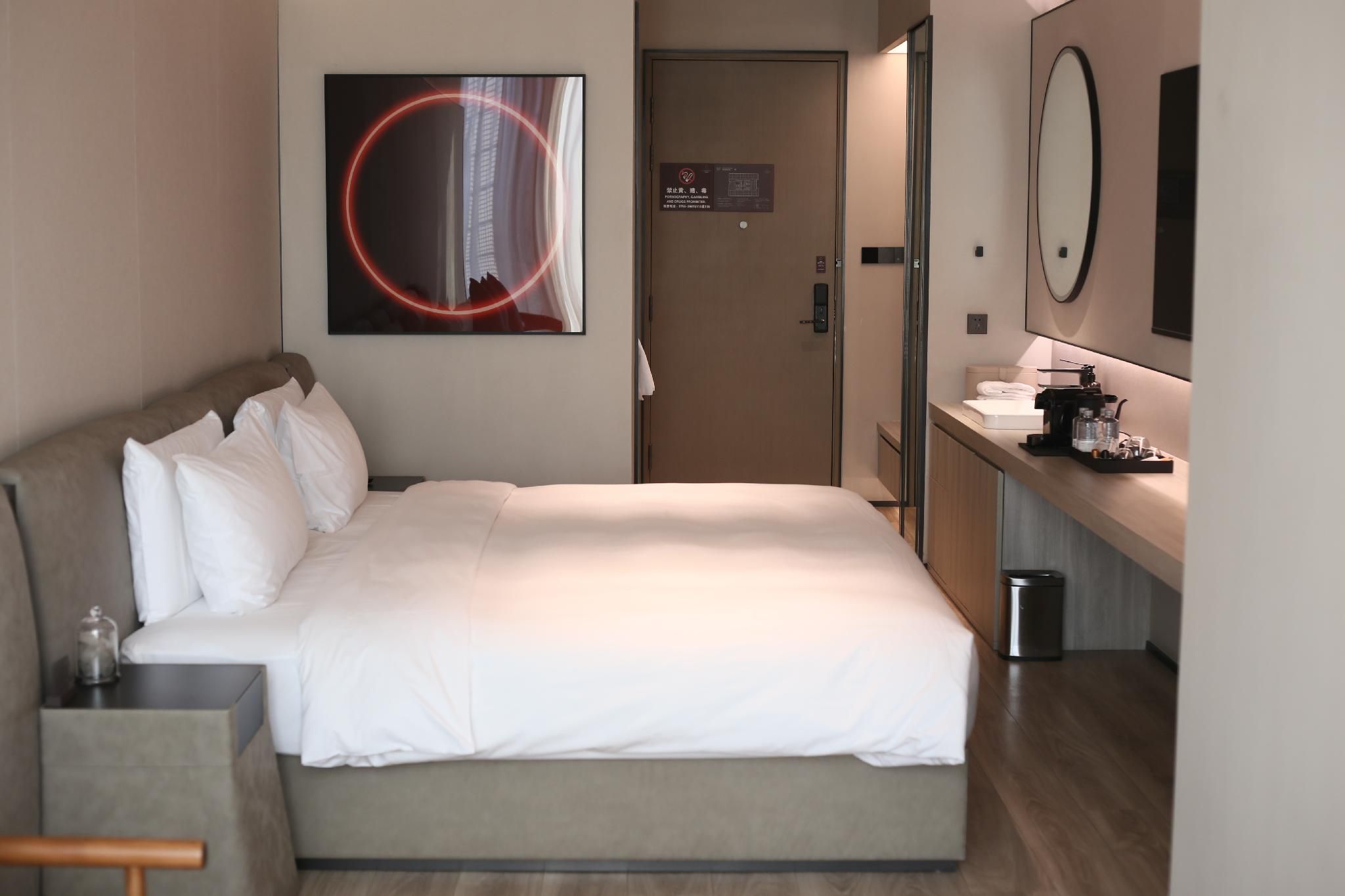 Grand Premier Room Queen