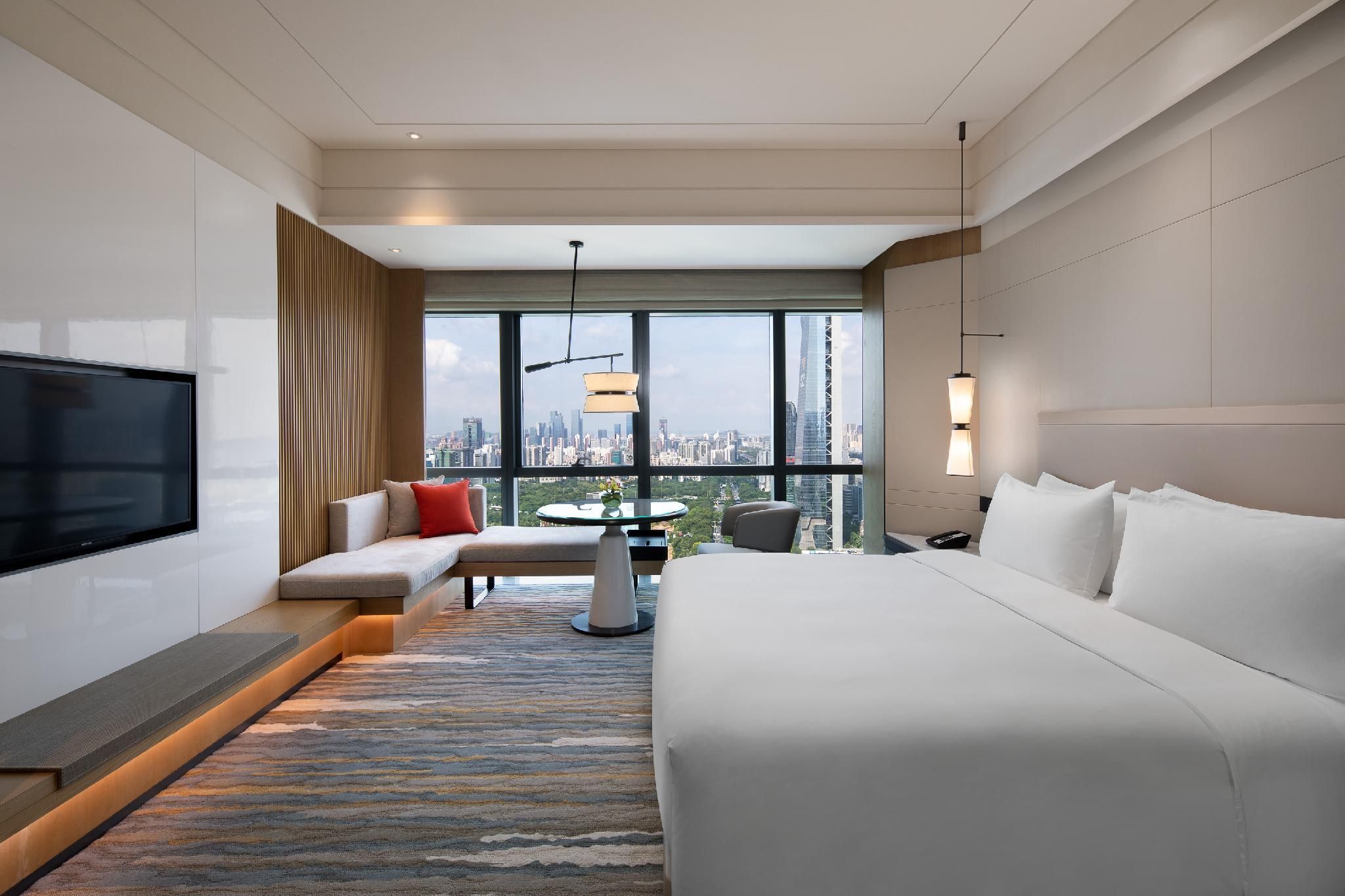 1 King Bed Standard