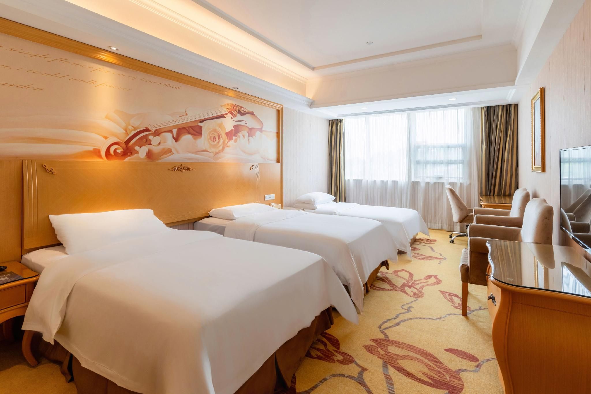 Deluxe Triple Room